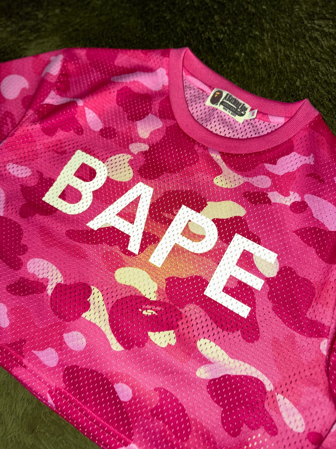 [XS] 베이프 로고 프린트 우먼즈 메쉬 탑 핑크 카모 상품이미지2