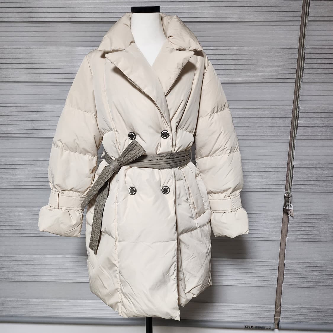 《새상품》구스 벨트 자켓형  패팅 상품이미지1