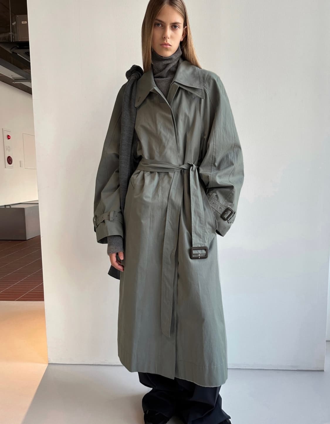 로우 클래식 트렌치 코트 상품이미지1