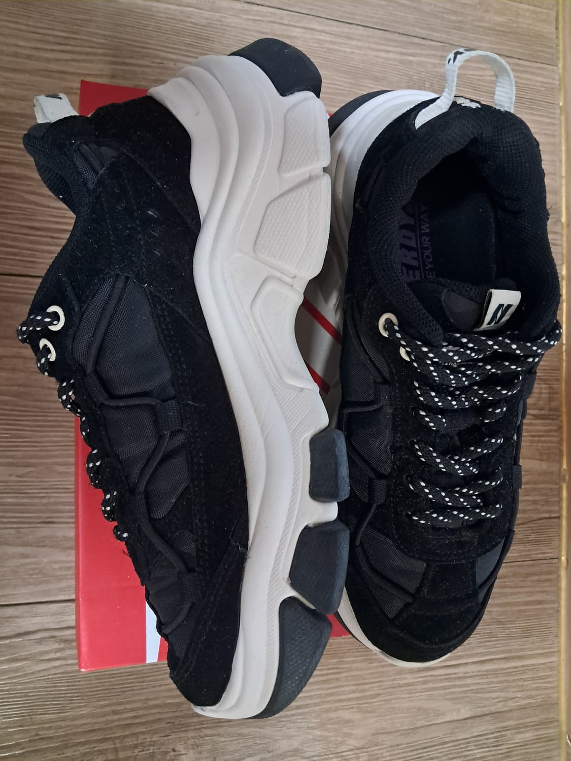 널디 스니커즈 235 상품이미지4