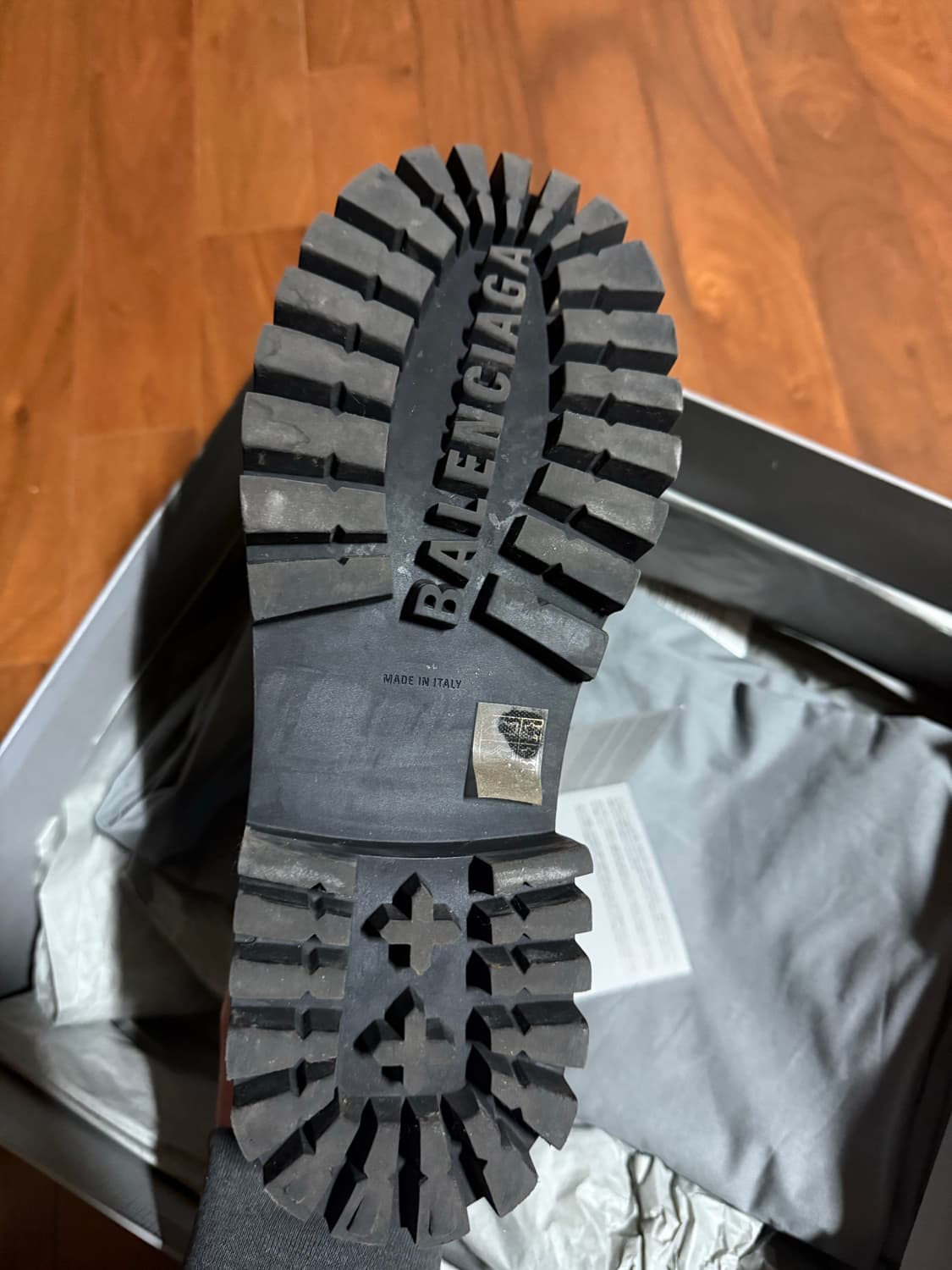 발렌시아가 스트라이크 부츠 상품이미지5