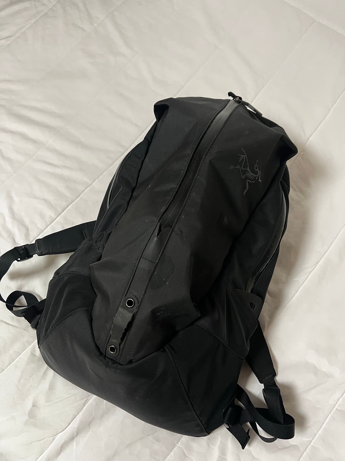 아크테릭스 아로22 블랙 백팩 상품이미지2