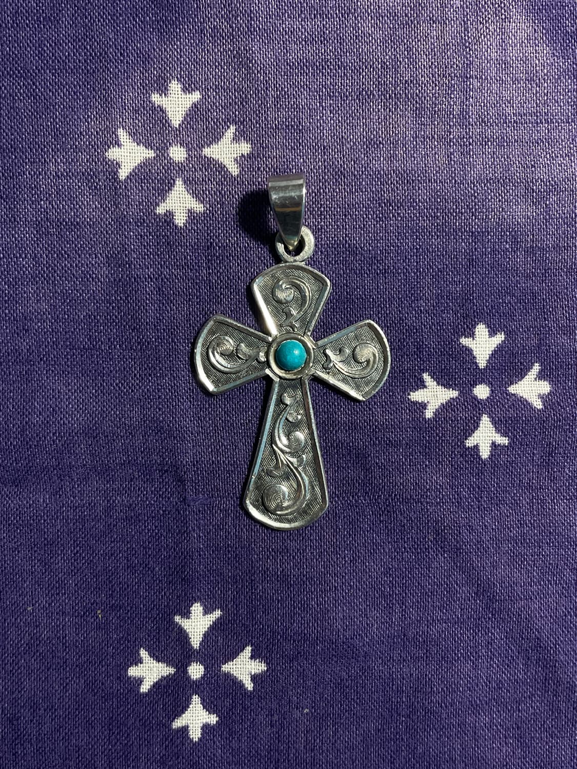 Sterling Turquoise Floral Cross Pendant 상품이미지1
