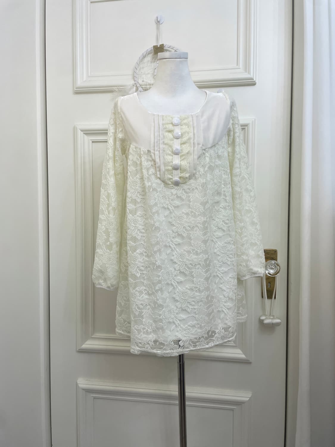 ivory lace velvet mini opc 상품이미지1