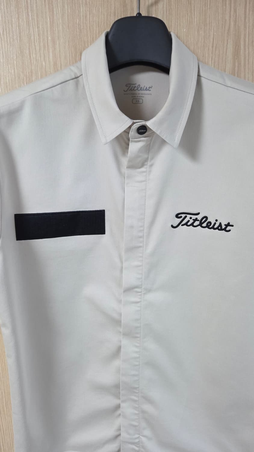 (착샷) 타이틀리스트 Titleist 반팔 집업 셔츠 자켓 상품이미지3