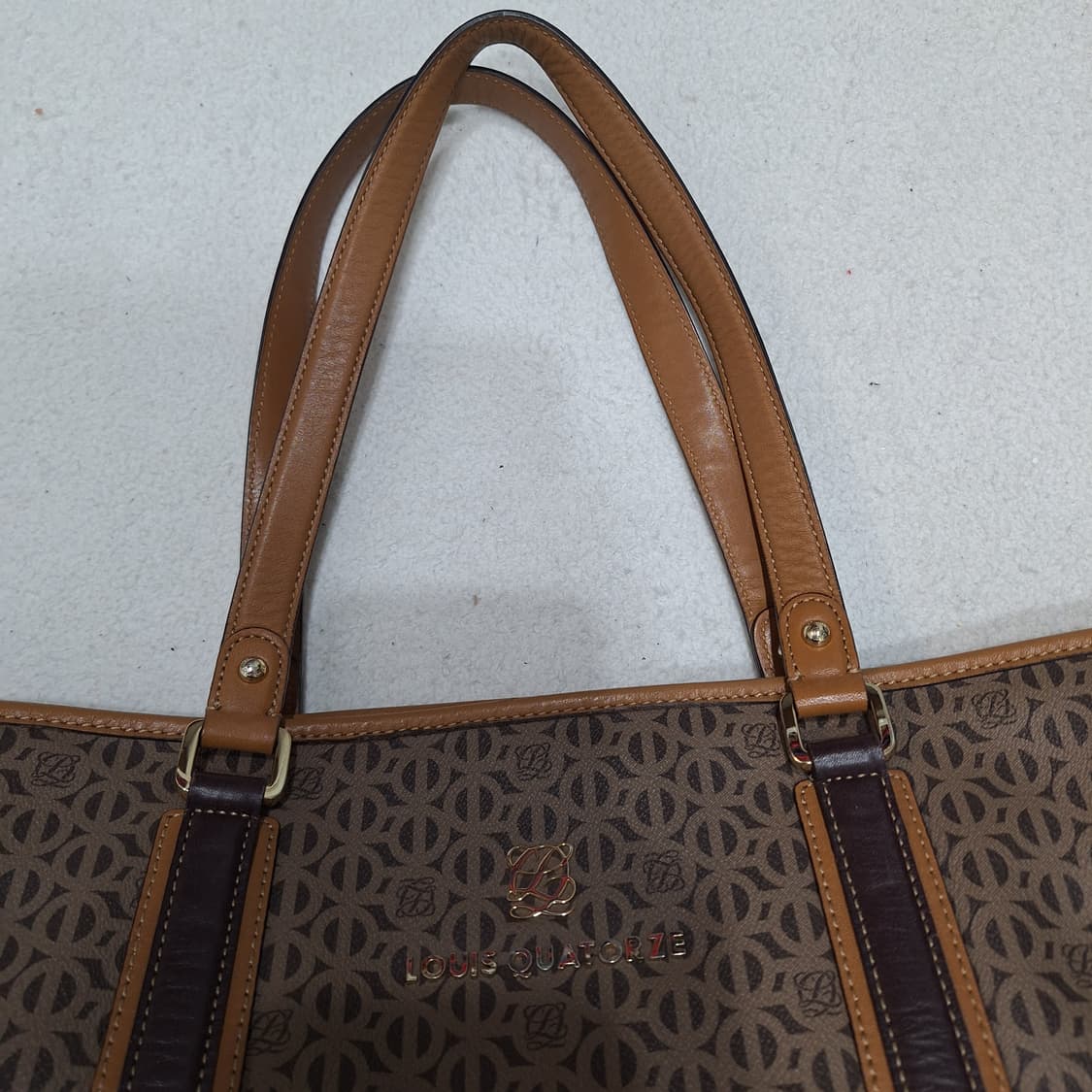 루이까또즈  쇼퍼백(상태좋음) 상품이미지2