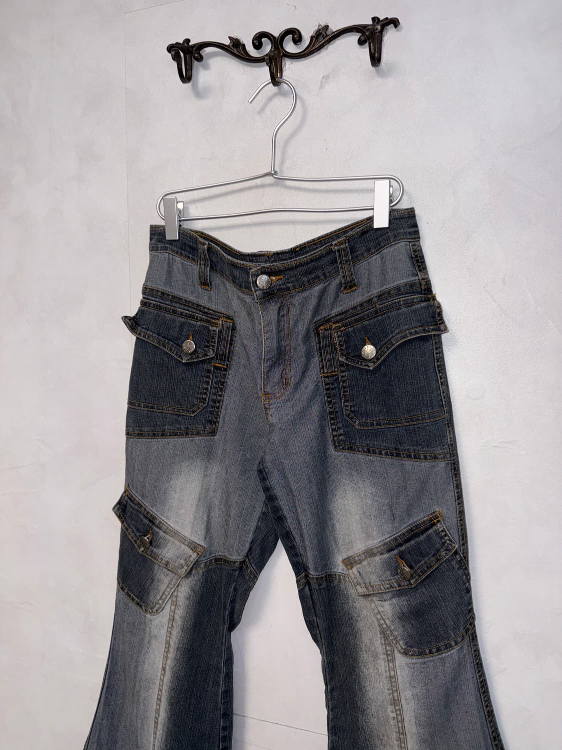 Washing denim multi pocket bootscut 카고팬츠 상품이미지2