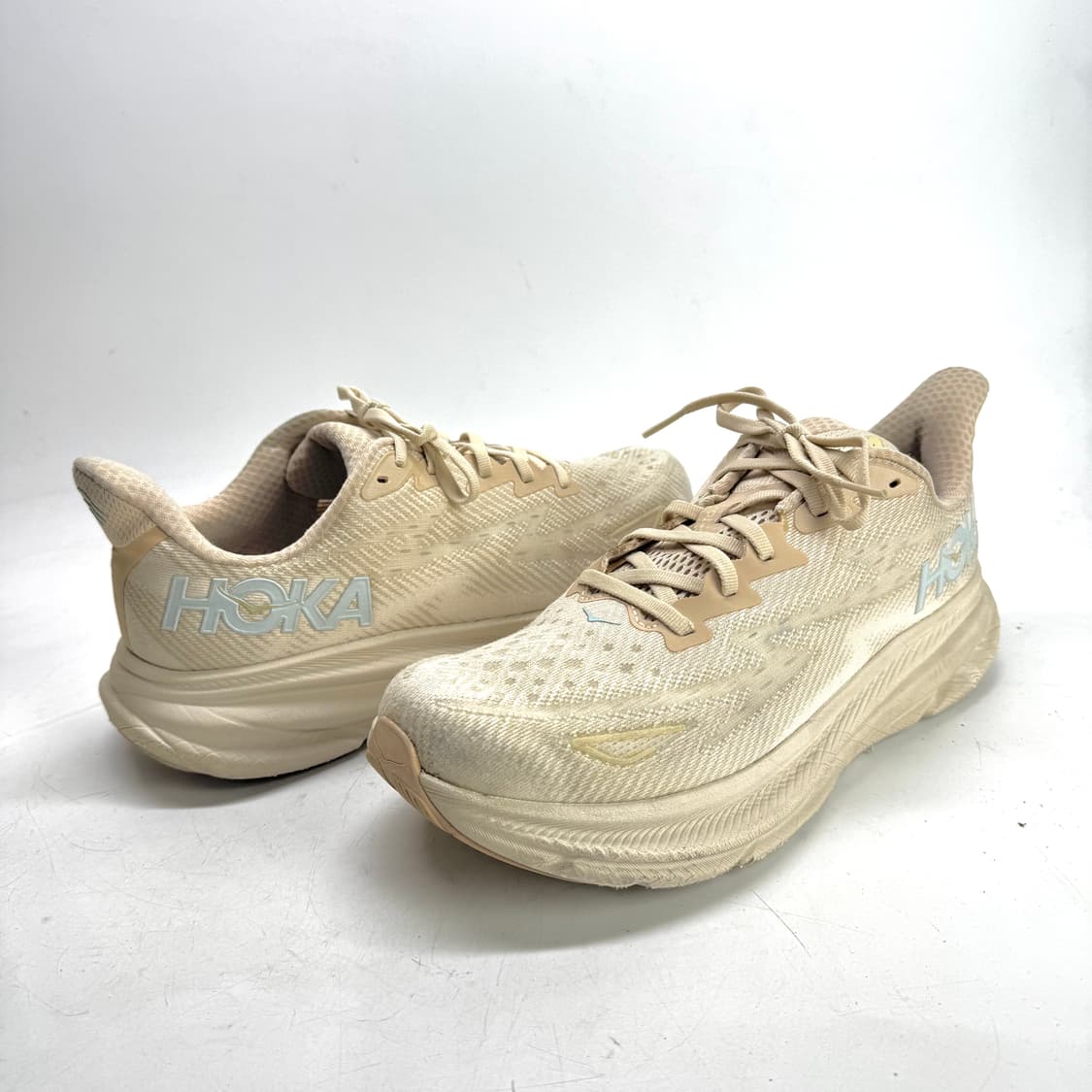 265)호카 클리프톤 9 쉬프팅 샌드 러닝화 상품이미지3