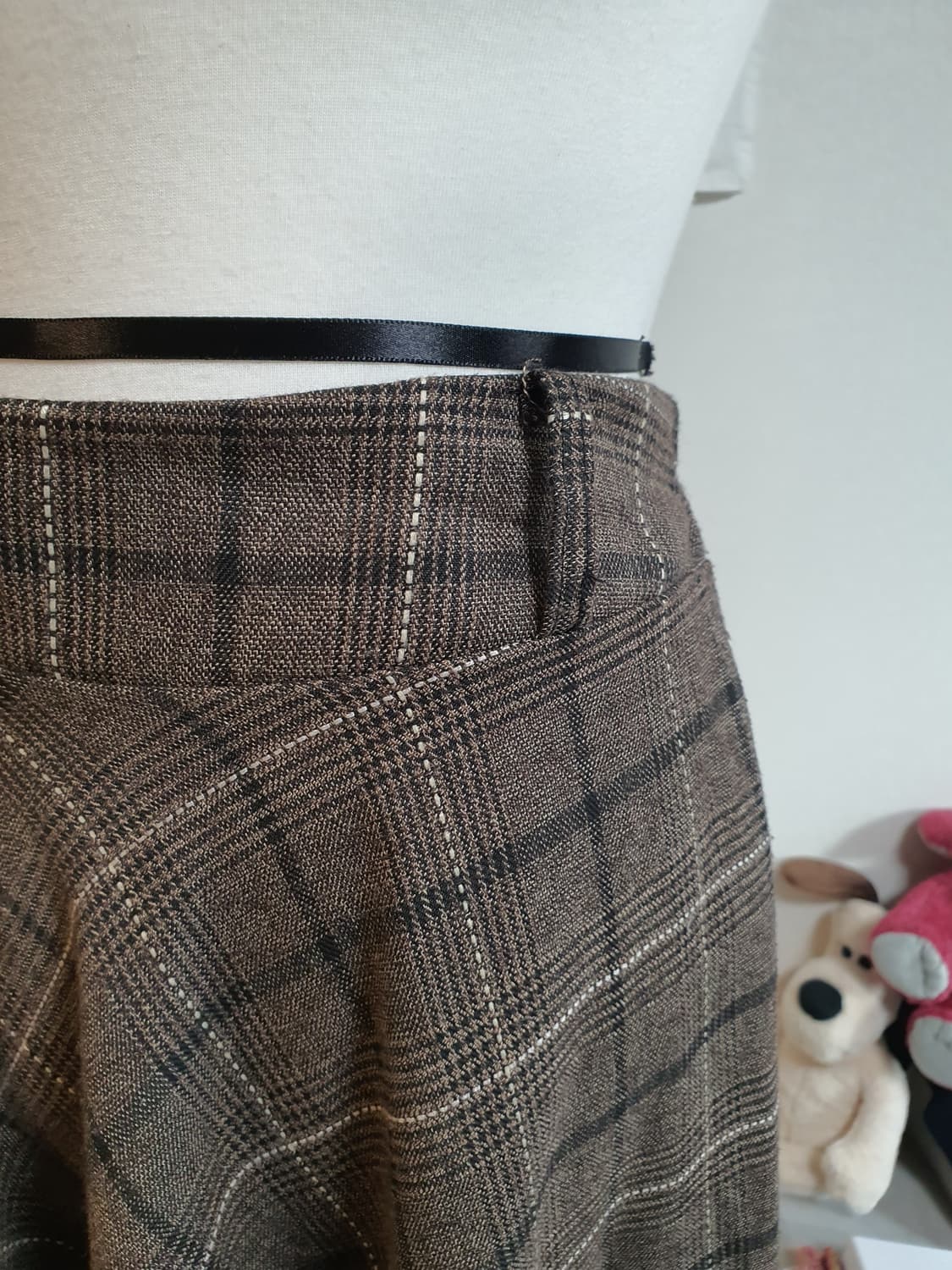 [빈티지] 브라운 체크 미디 스커트 상품이미지4