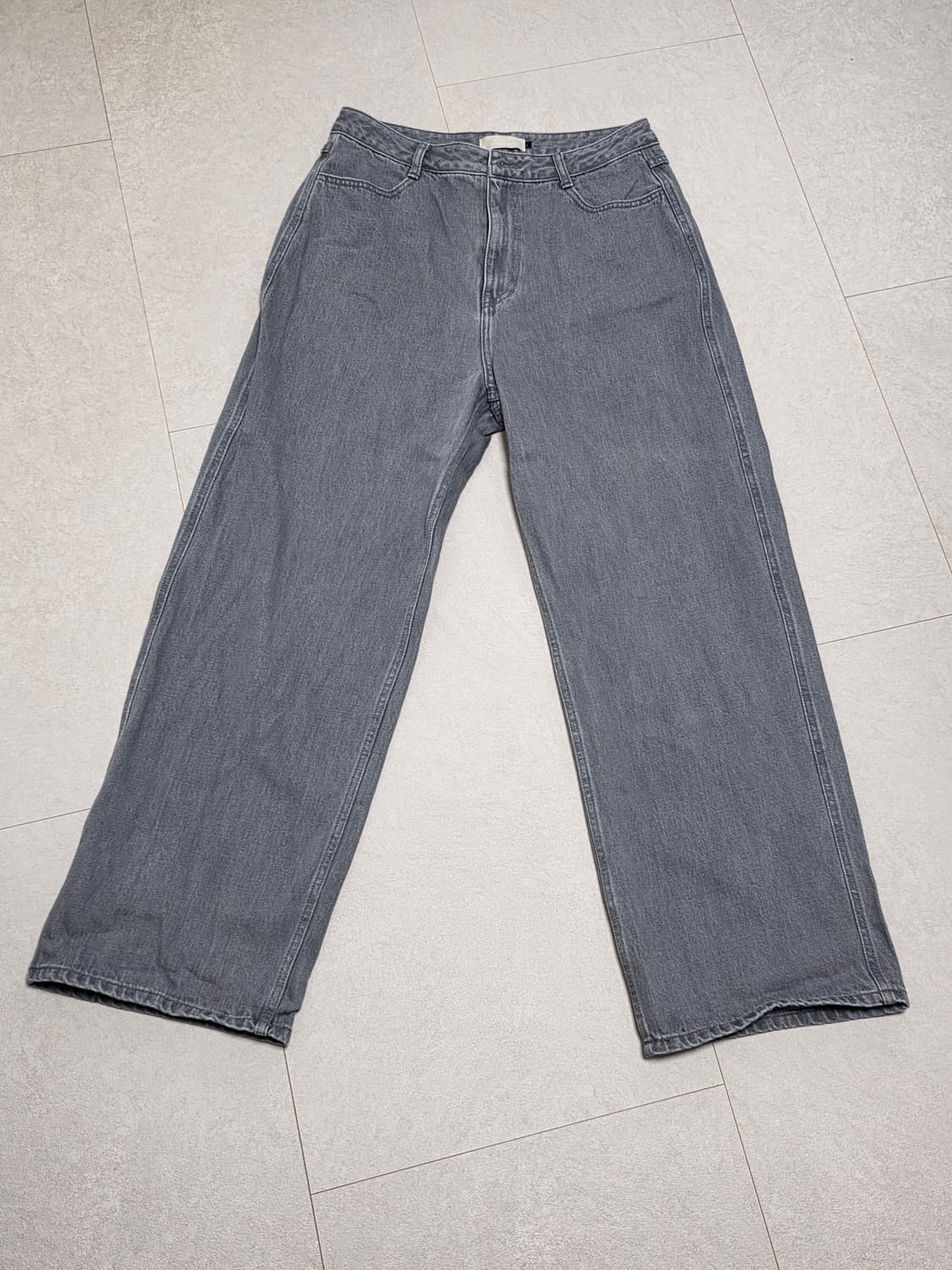 아모멘토 부츠컷 데님 (다크그레이, L) 상품이미지1