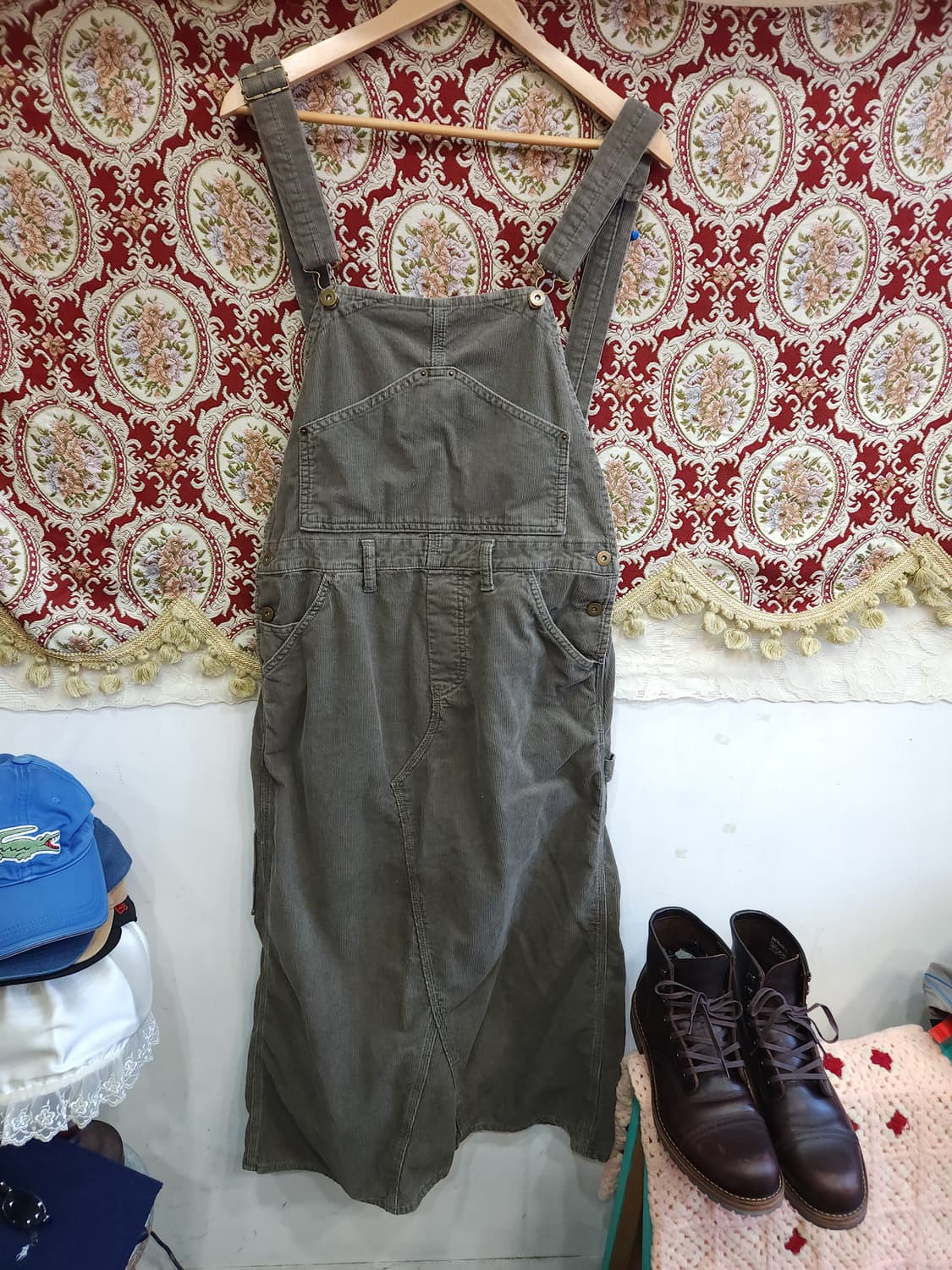 니코엔드 코듀로이 멜빵치마
​
 상품이미지2