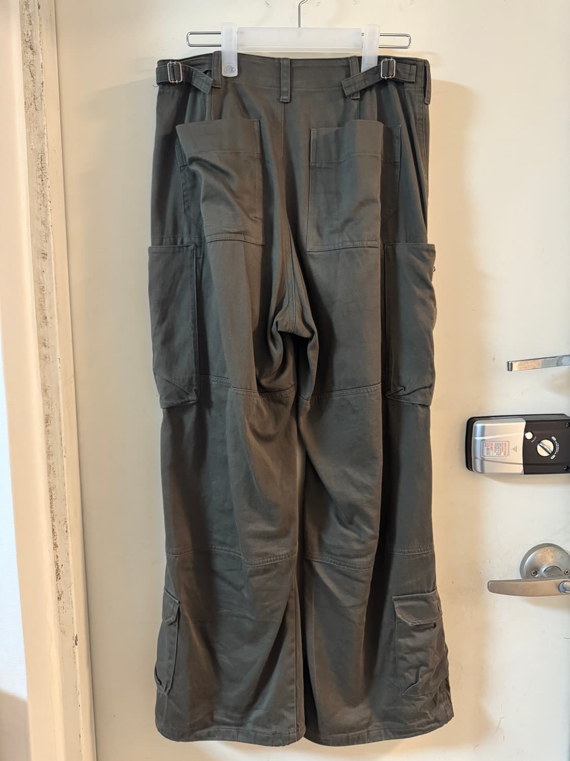 해칭룸 Zip Cargo Work Pants Dark Khaki 상품이미지2