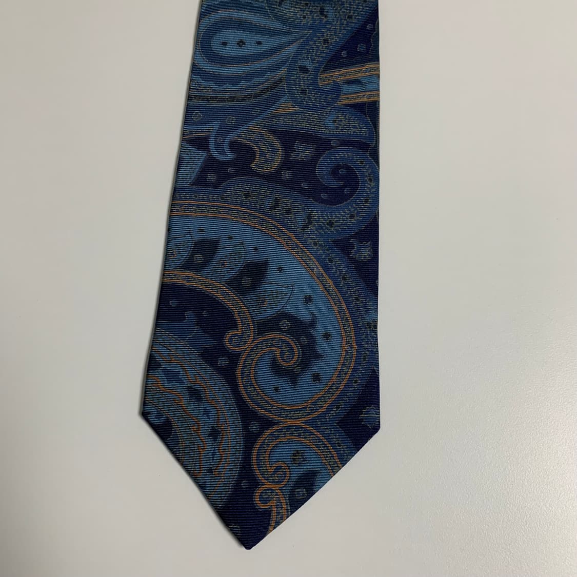 에트로(ETRO) 페이즐리 넥타이 명품 최상급 A+등급 클래식 정장룩 상품이미지10