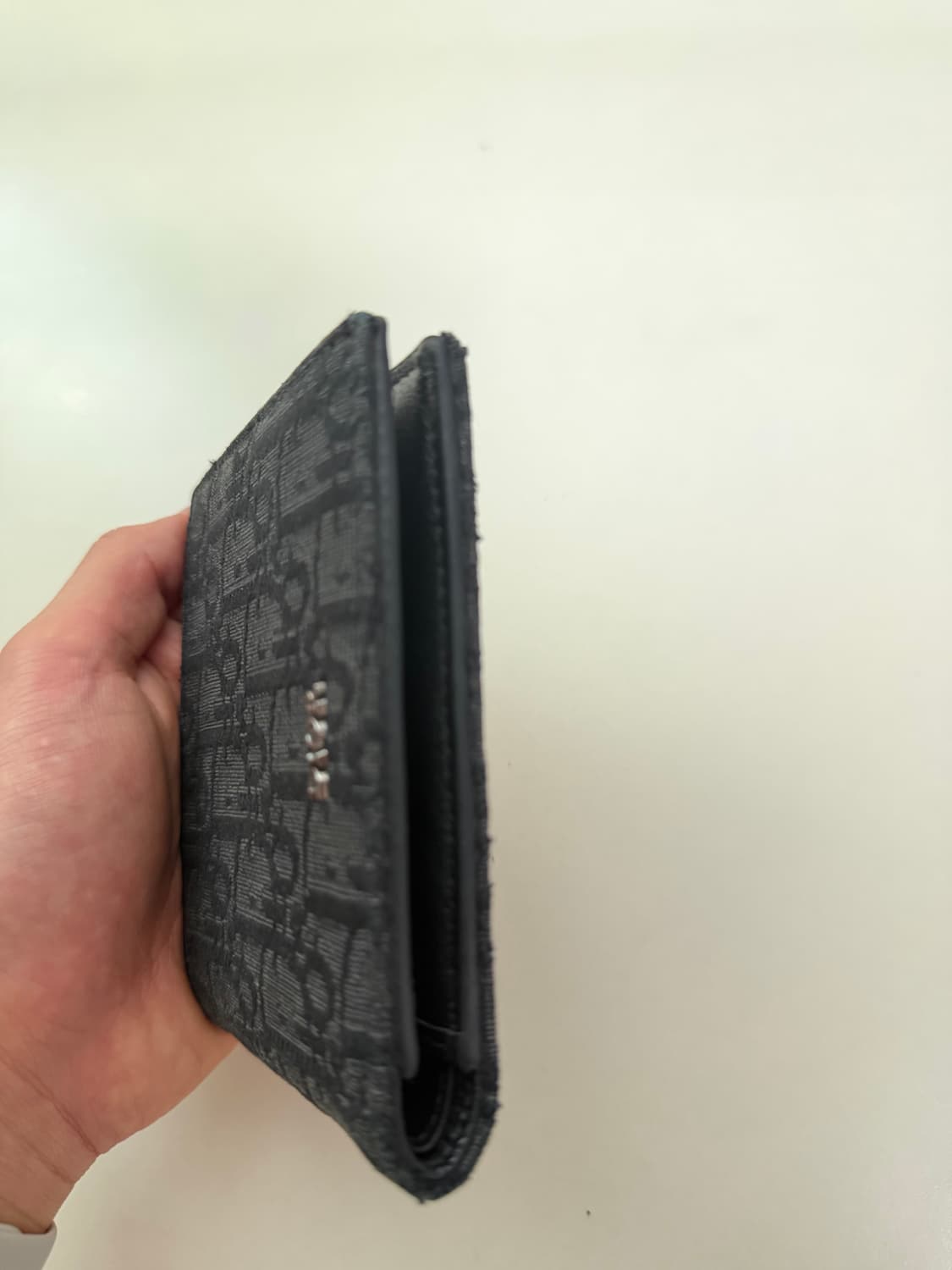 디올 오블리크 반지갑 블랙 상태좋음 상품이미지4