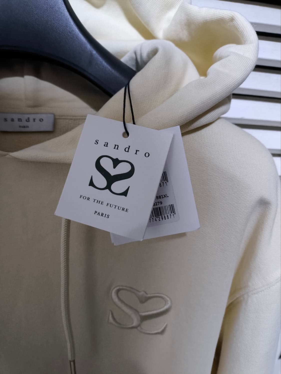 새거 XL 산드로 후드티셔츠 상품이미지2