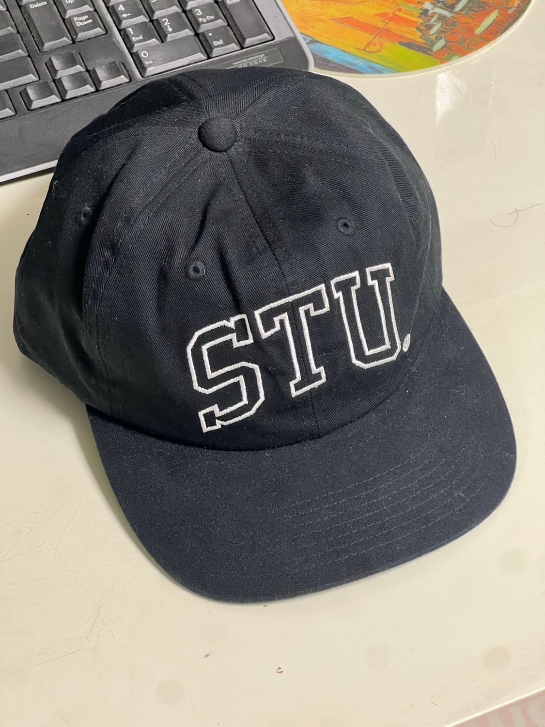 스투시 스투 아치 스트랩백 쉐도우 블랙 상품이미지1