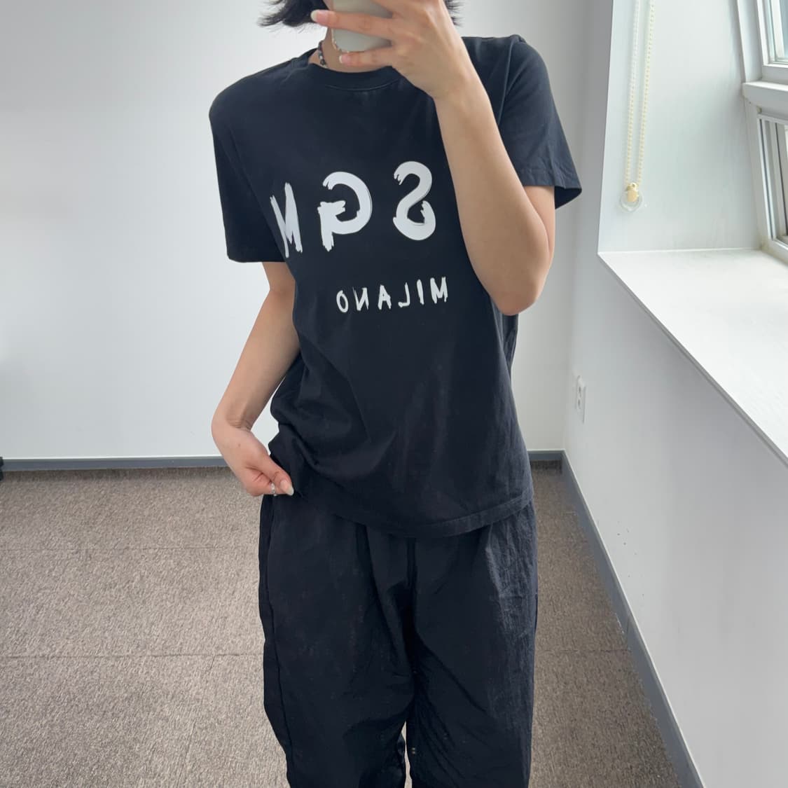 MSGM 로고 블랙 반팔 상품이미지2