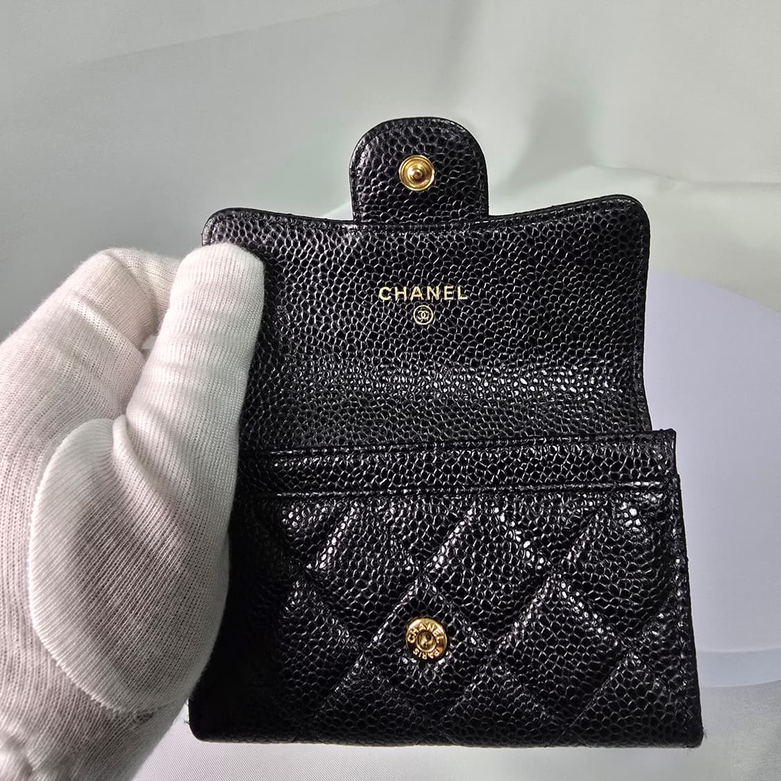 샤넬 카드지갑 캐비어 블랙 금장 상품이미지4