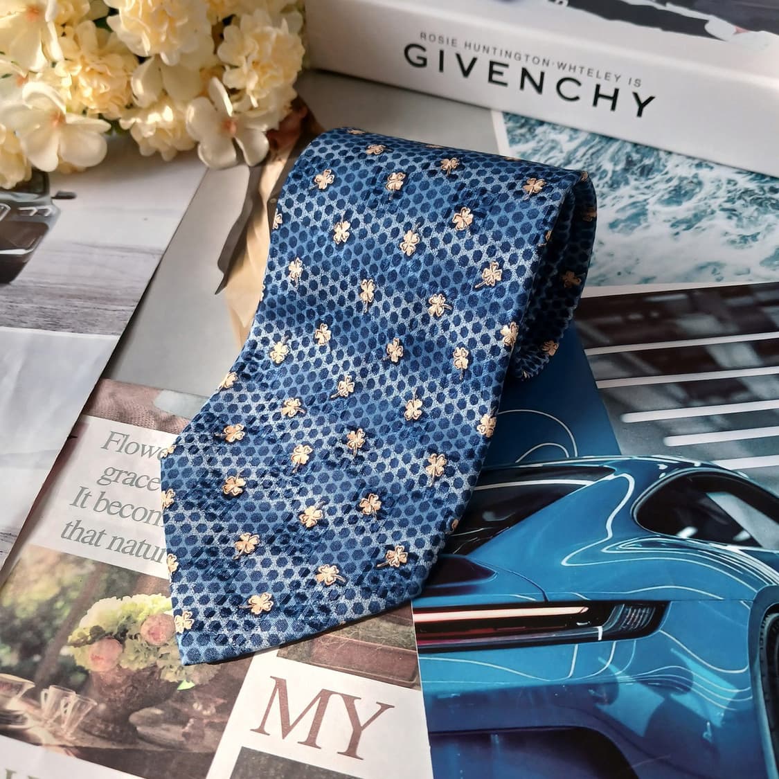 지방시 실크 네잎클로버&홀로그램 넥타이 9.6cm A+등급 A19209
 상품이미지2