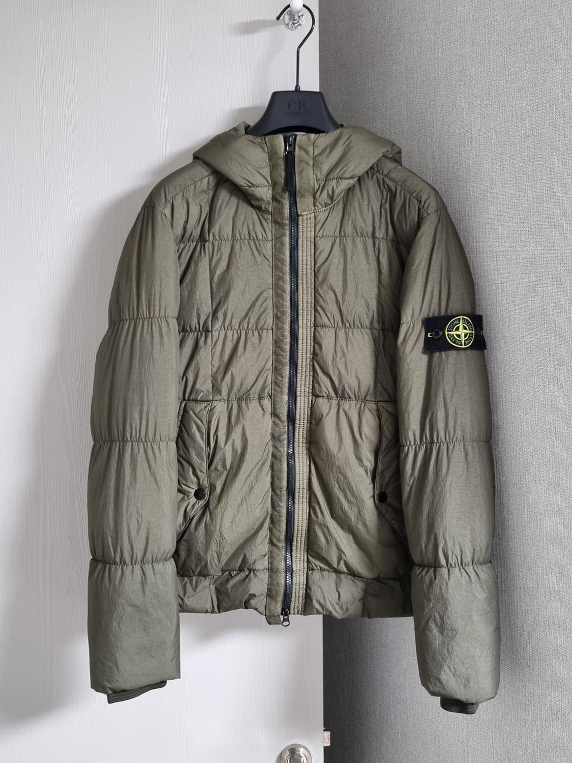 스톤아일랜드 크링클랩스 패딩 상품이미지1