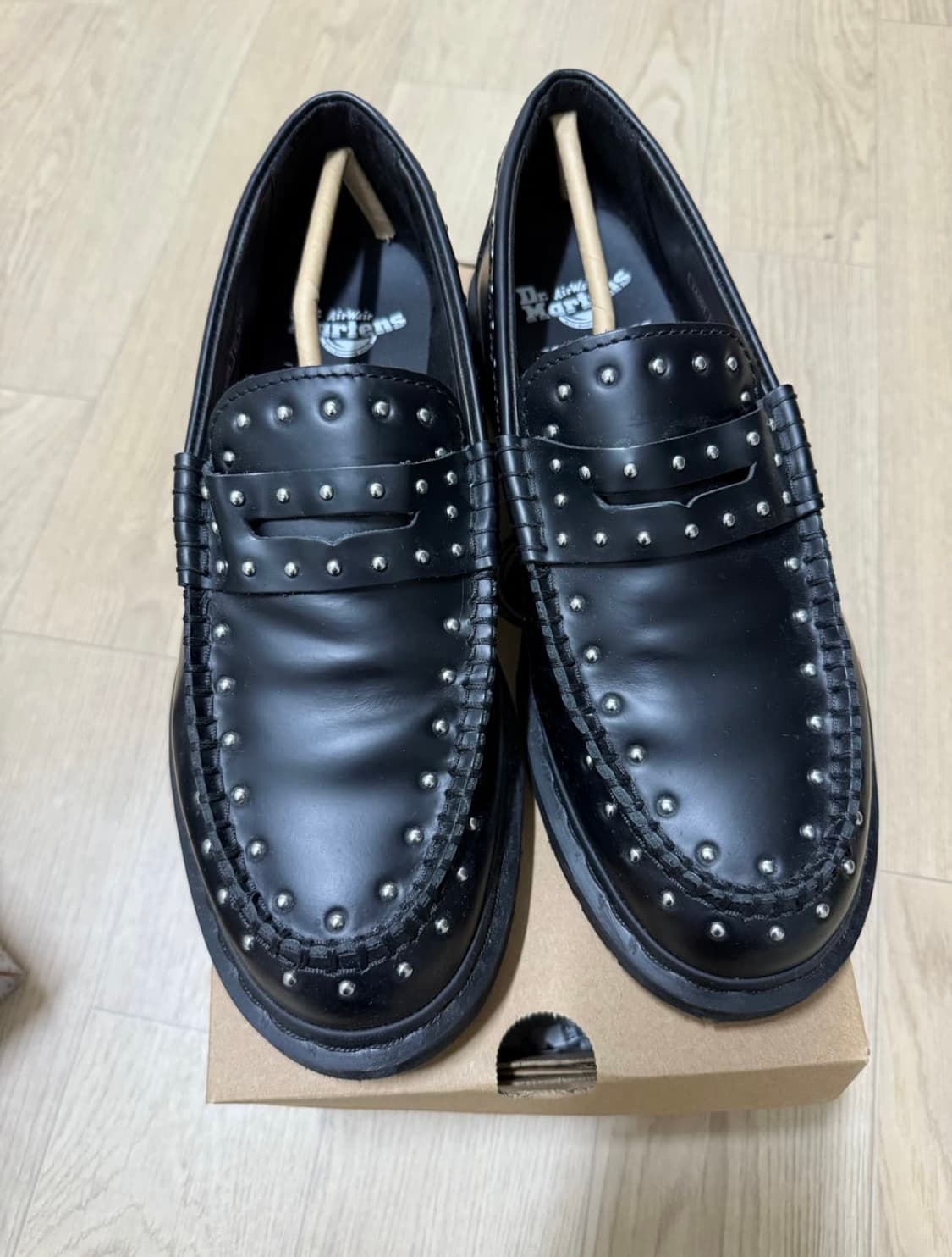 닥터마틴 슈프림 스터드 270 uk8 상품이미지1