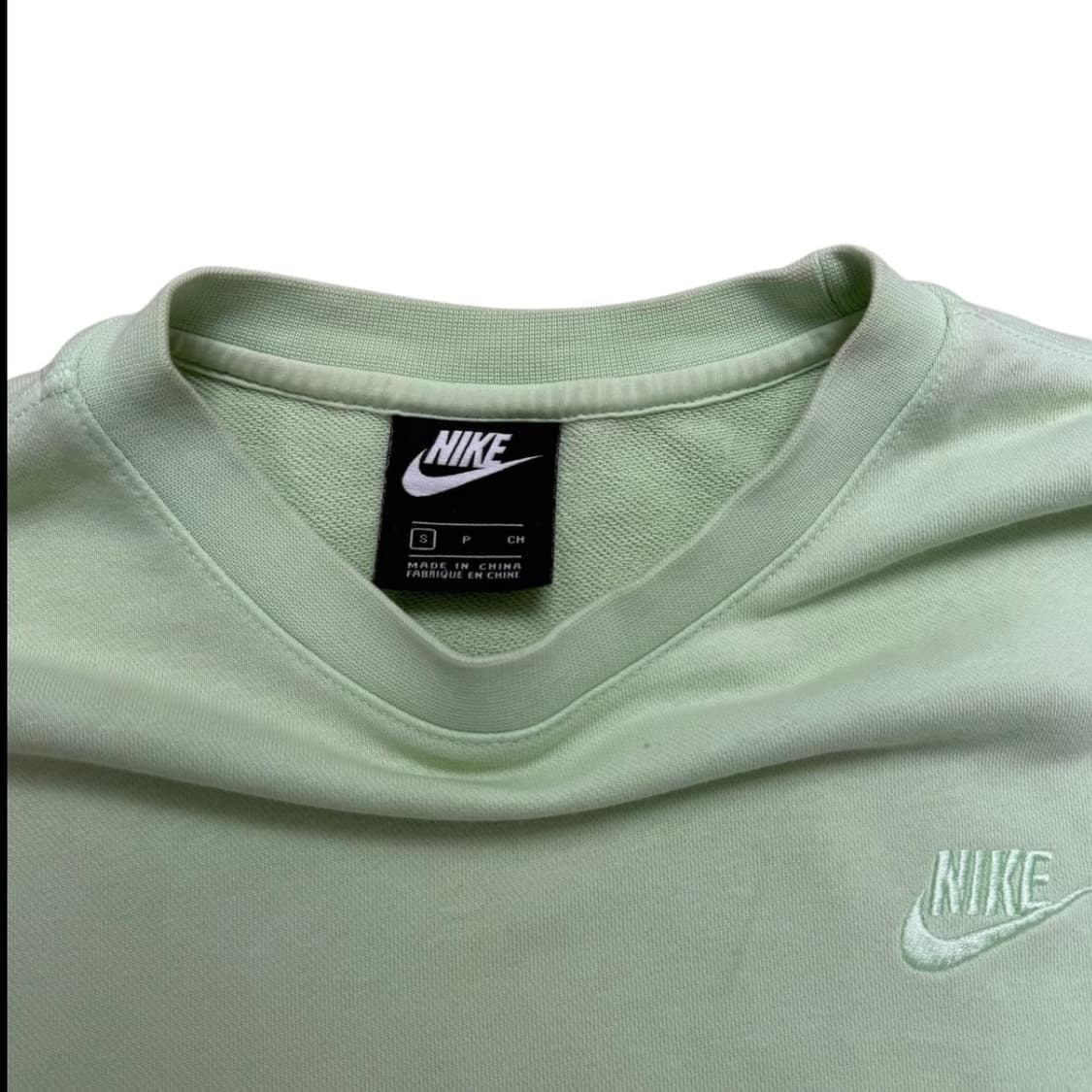 나이키 맨투맨 상품이미지2