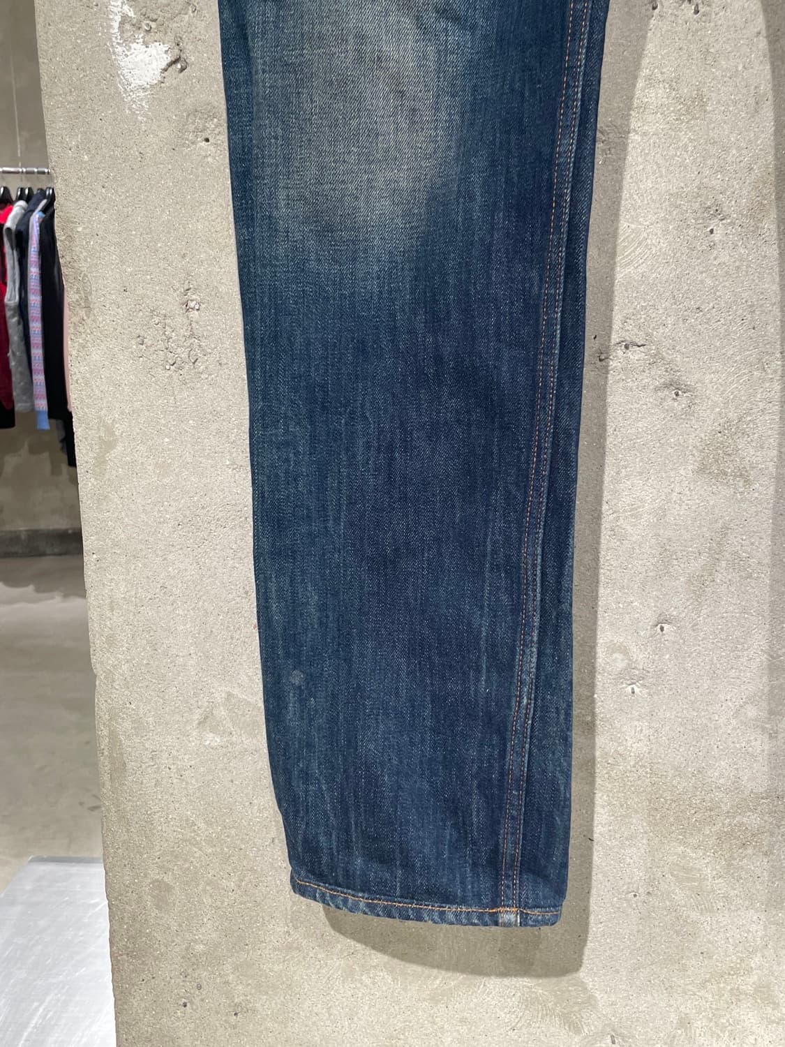 스톤 아일랜드 진청 와펜 워싱 데님 팬츠 상품이미지5