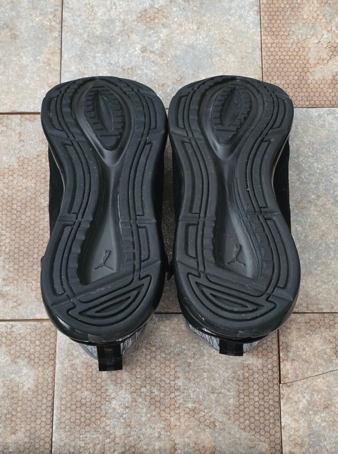 (260)푸마 알렉산더맥퀸 셀 버블 러너 미드 블랙 상품이미지8