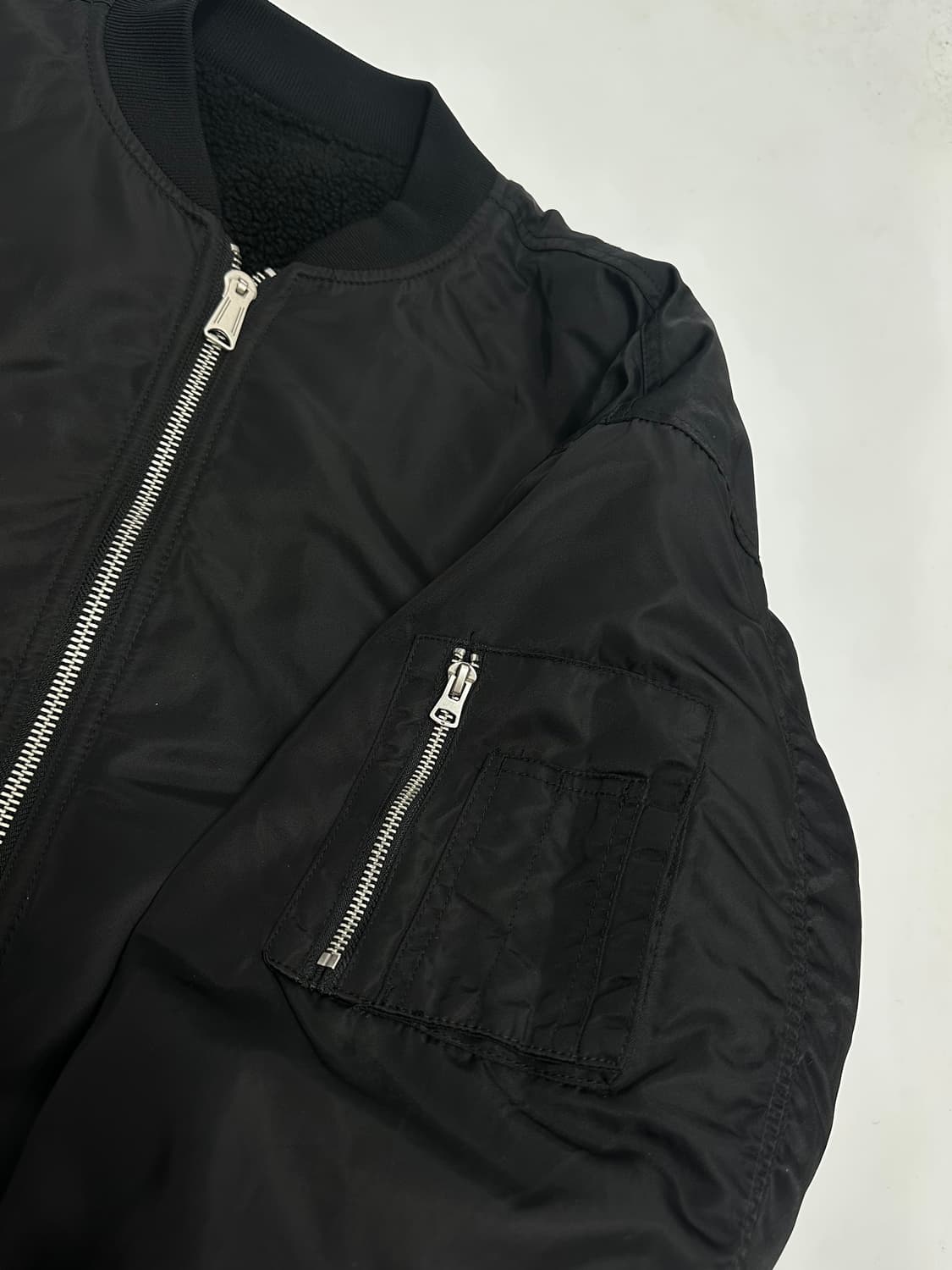 무신사스탠다드 오버사이즈 리버서블 플리스 ma-1 보머자켓 상품이미지3