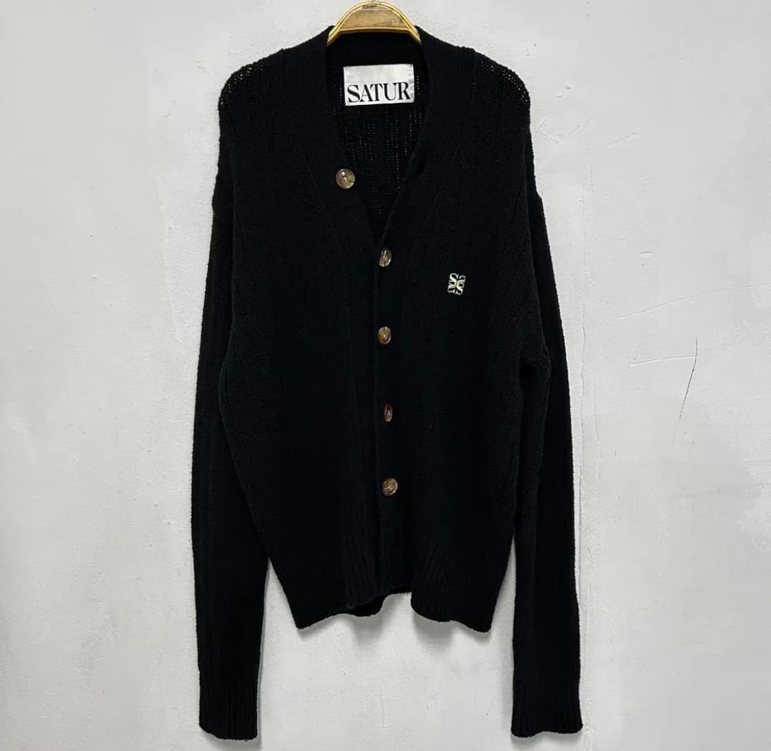 SATUR 블랙 가디건 상품이미지2