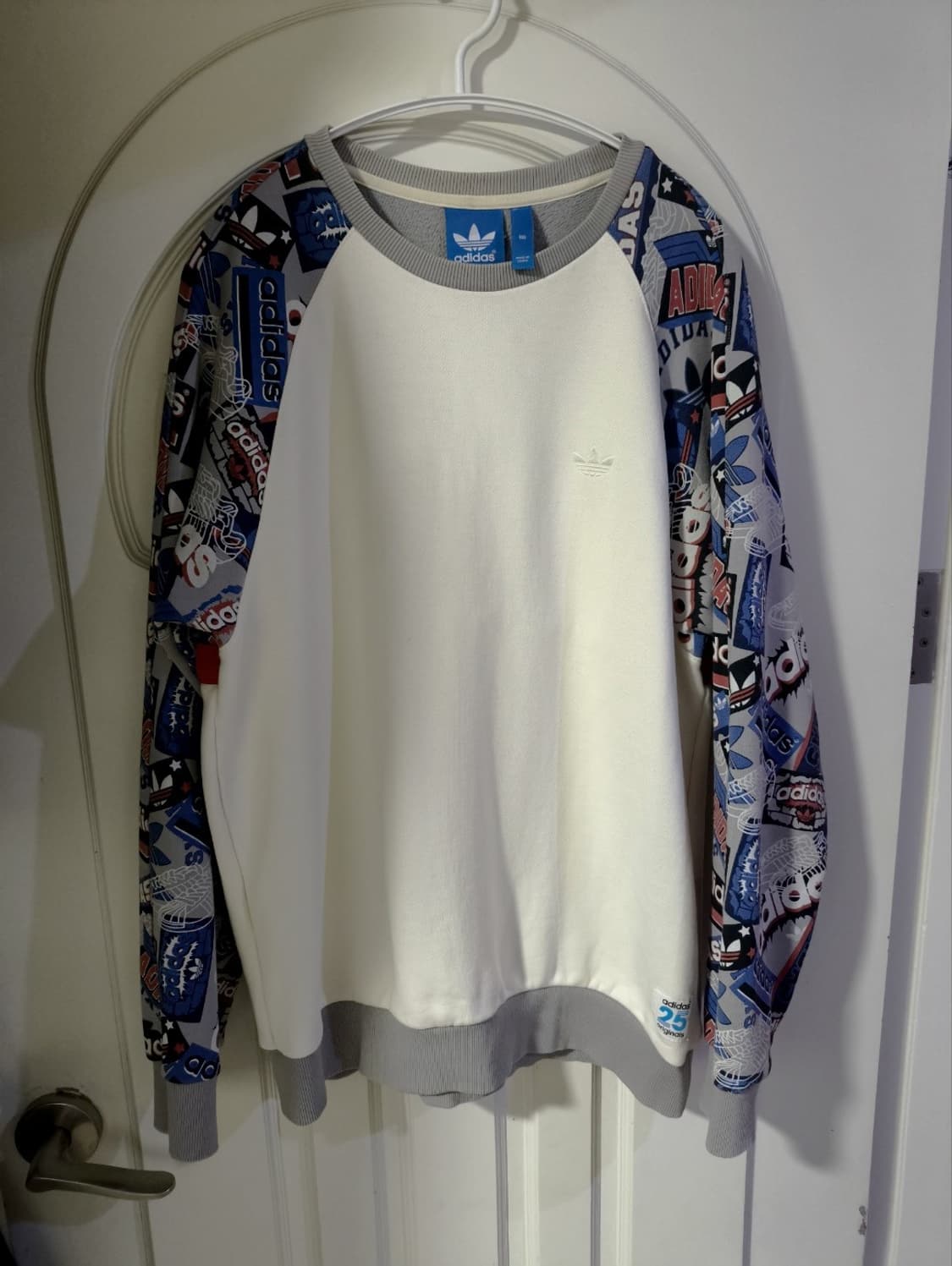 100 아디다스 x 니고 25 슬램크루 맨투맨 상품이미지1