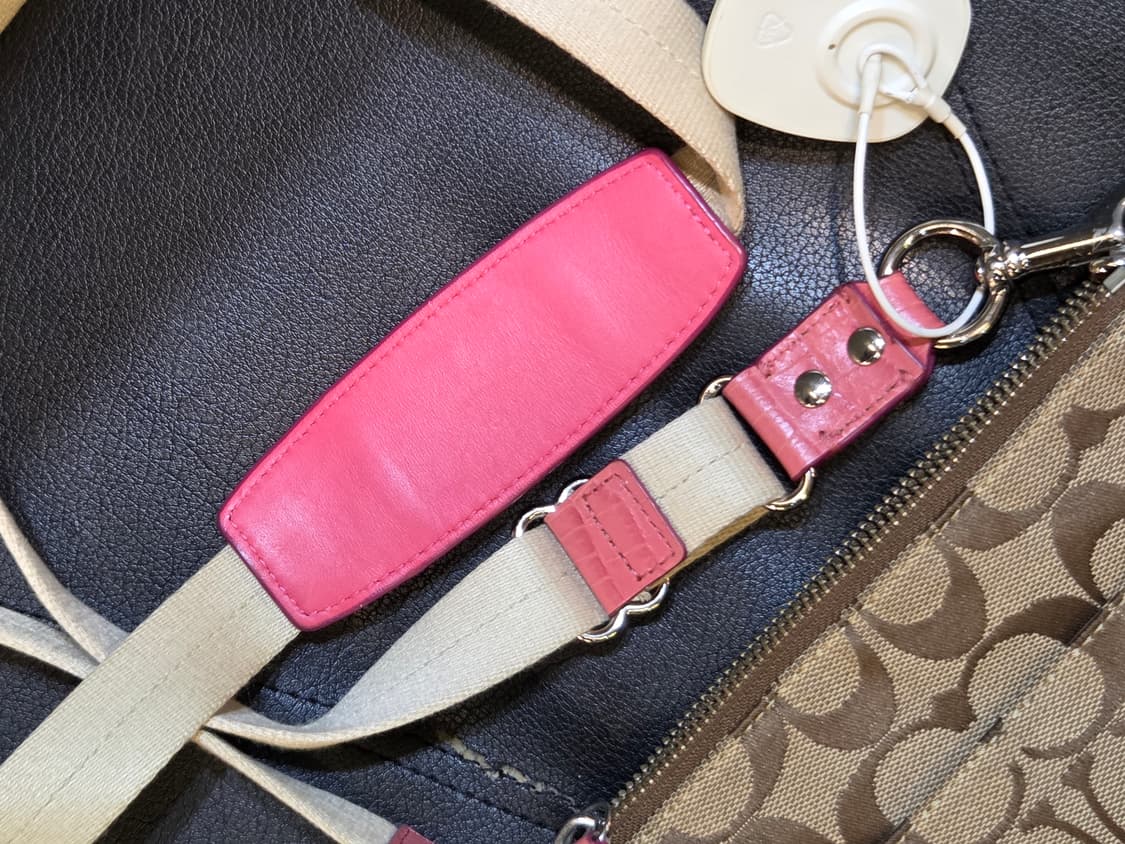 Coach 코치 베이지핑크 크로스백 상품이미지5