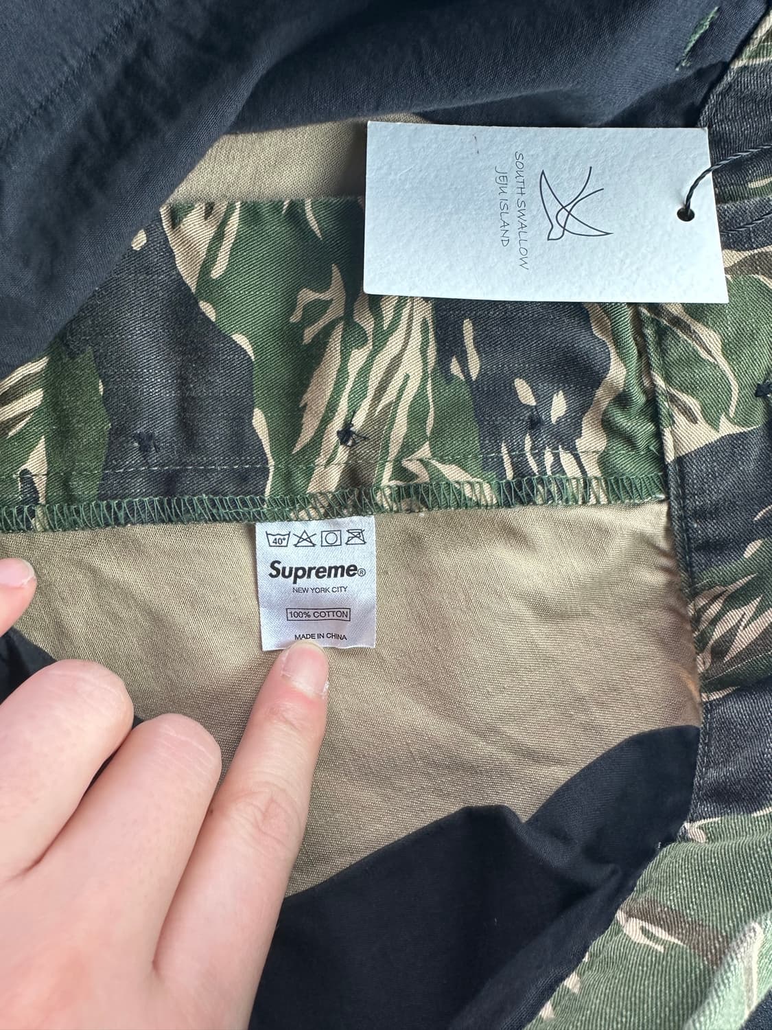 Supreme tiger camo chino shorts 상품이미지5
