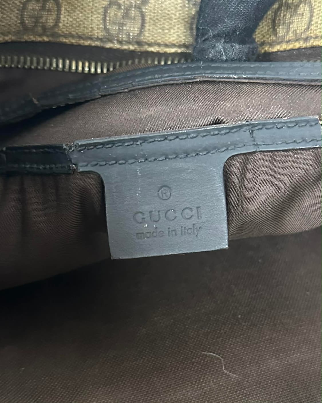 구찌 GG 수프림 크로스백 상품이미지8