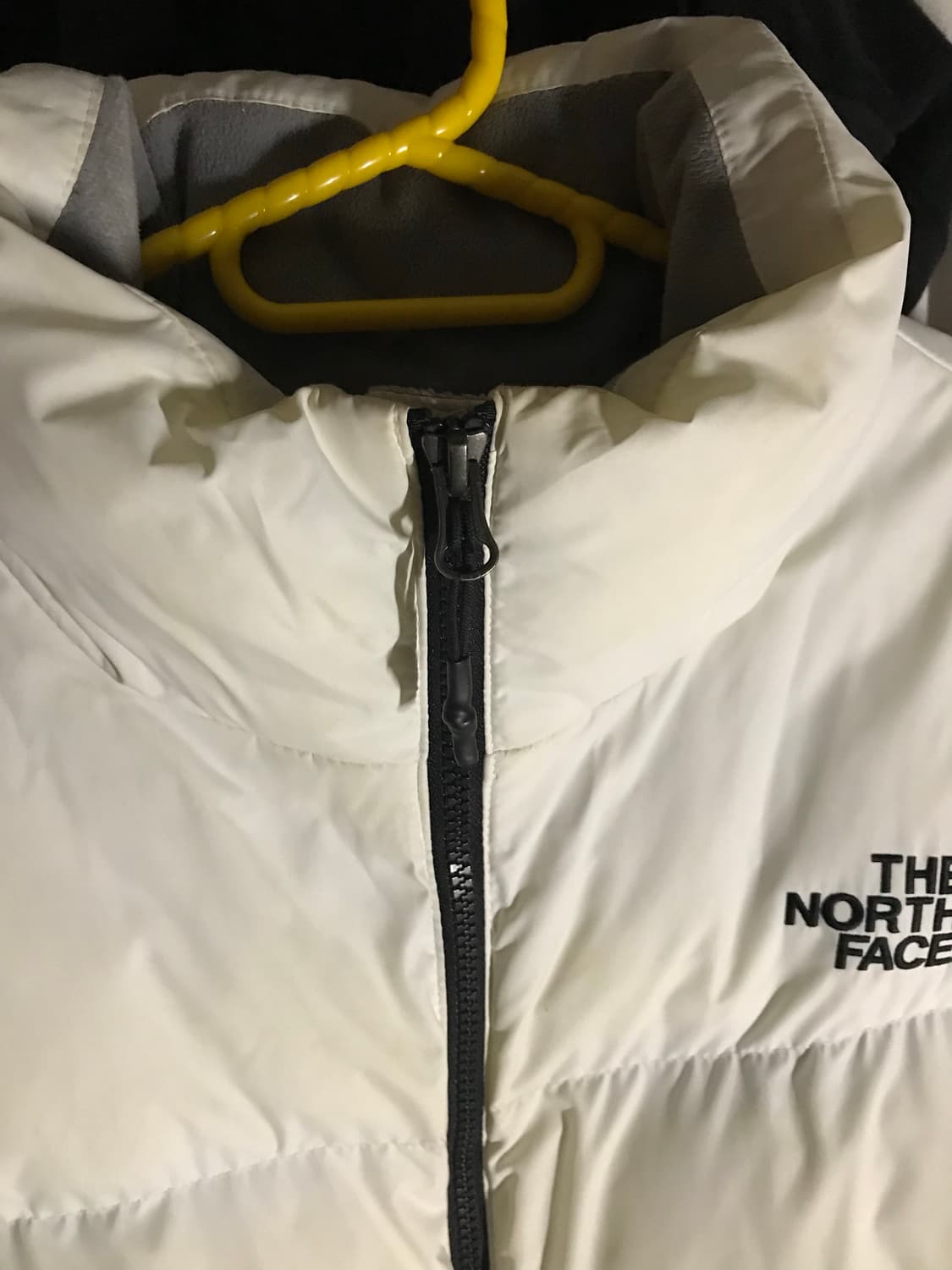 노스페이스 화이트노벨 패딩 M 상품이미지4