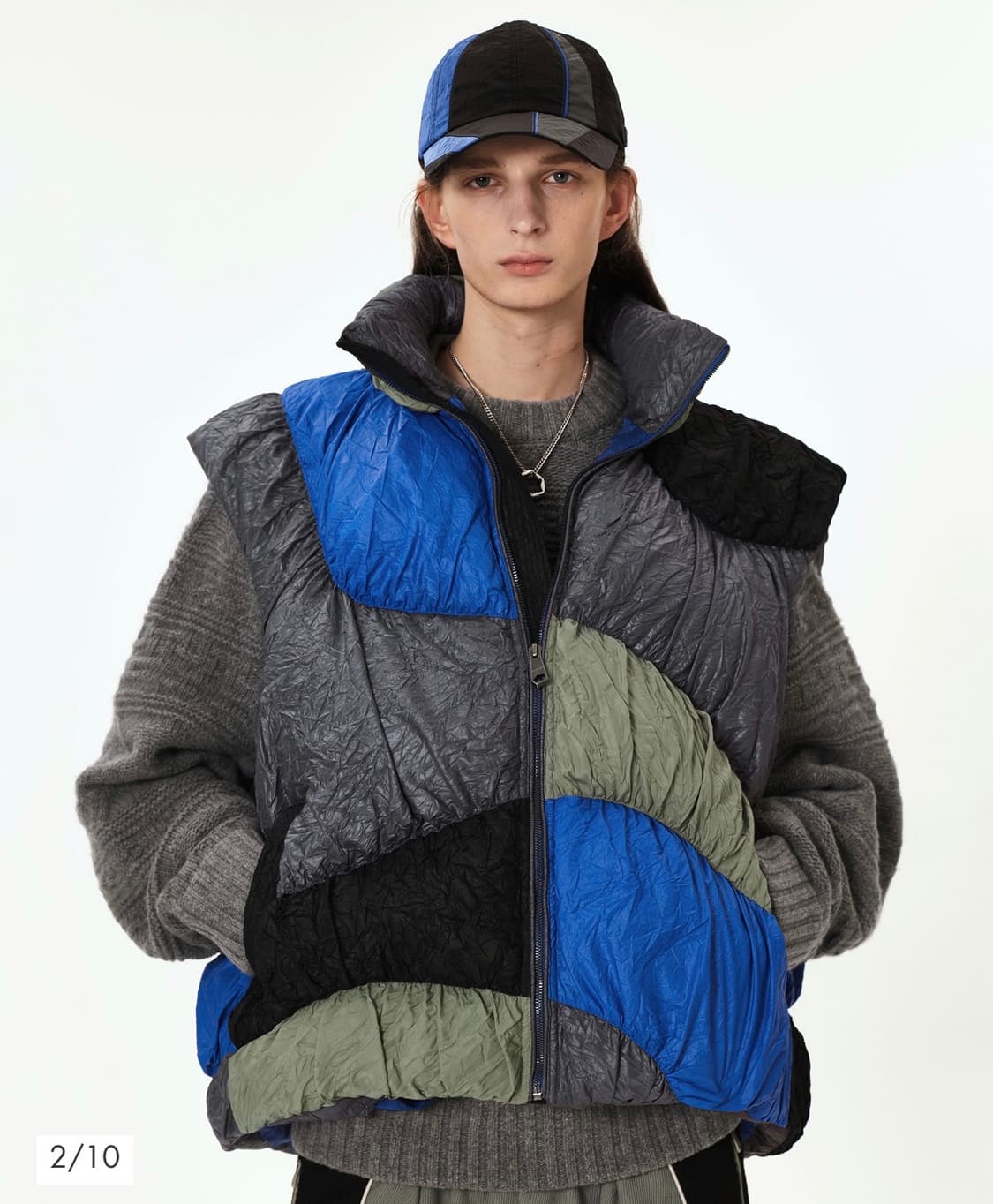 아더에러 aren down vest 상품이미지1