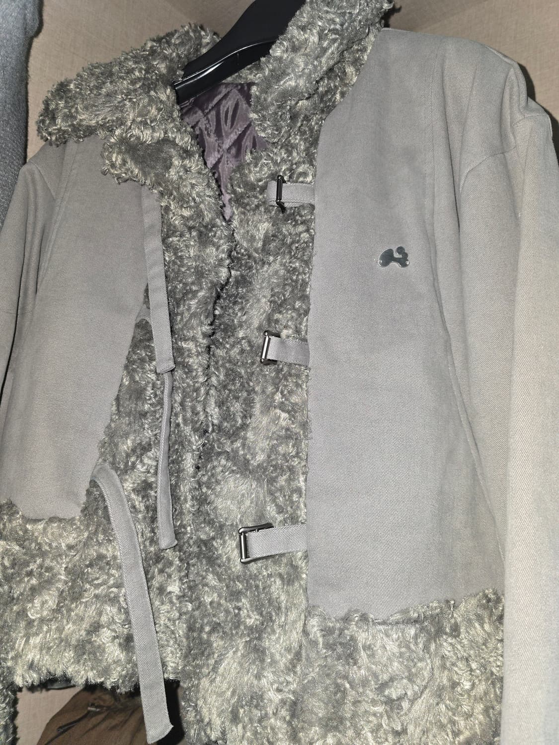 허그유어스킨 시어링 퍼 자켓 카키 무스탕 상품이미지2