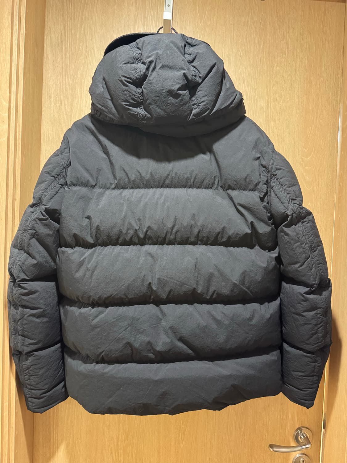 텐씨 (Ten C) 서바이벌 다운 자켓 블랙 상품이미지2