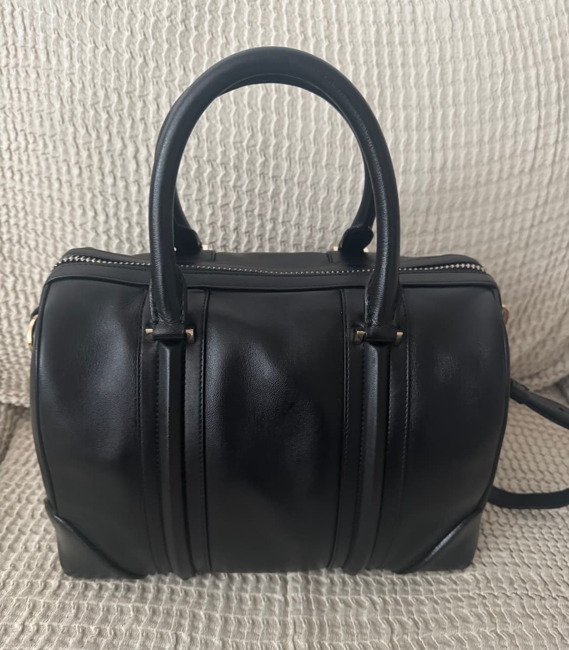 지방시 루크레지아 토트 숄더백 보스톤백 더플백 상품이미지4