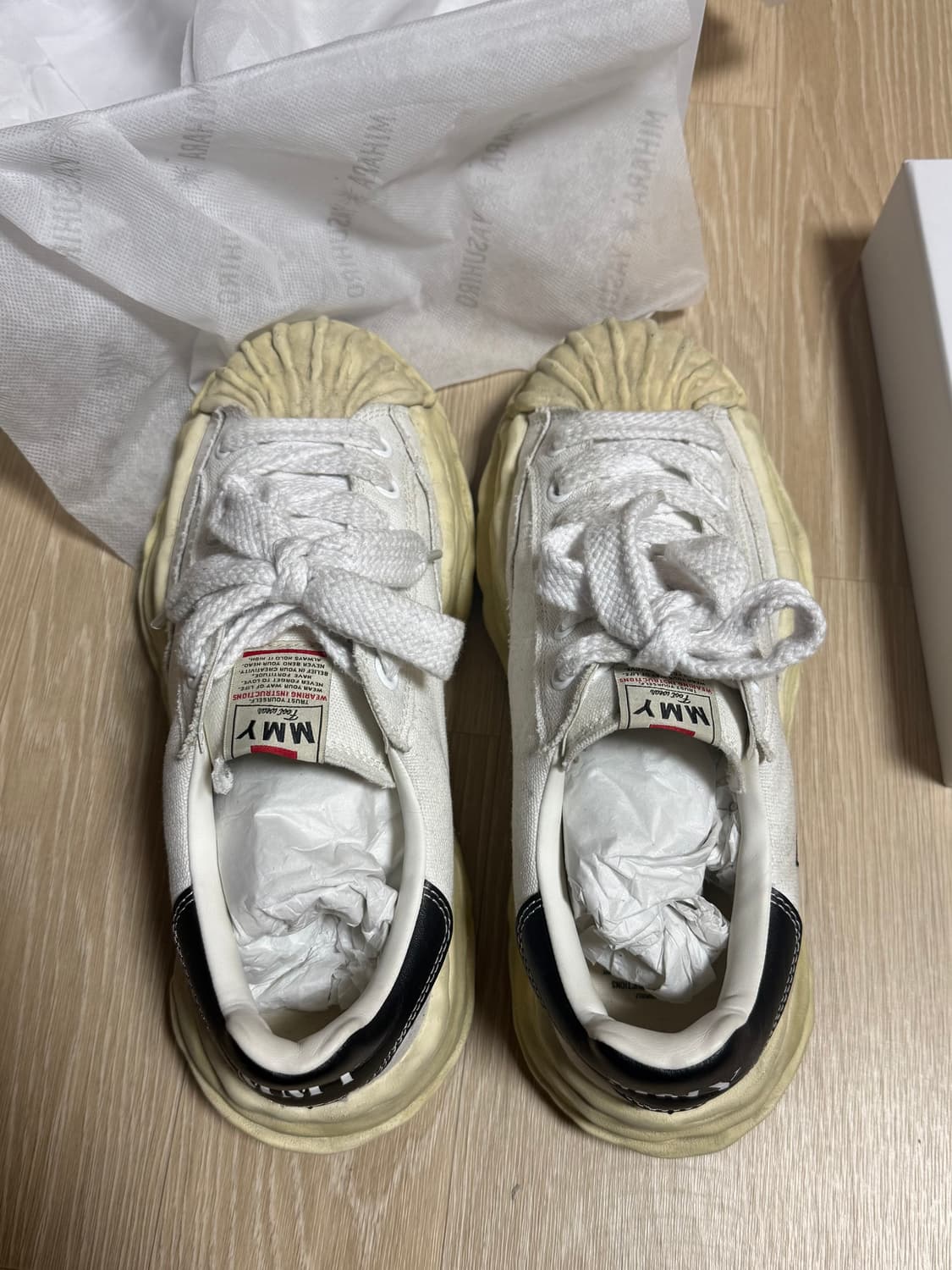 메종 미하라 야스히로 블레이키 OG 다이드 캔버스 로우탑 스니커즈 화이트 상품이미지3