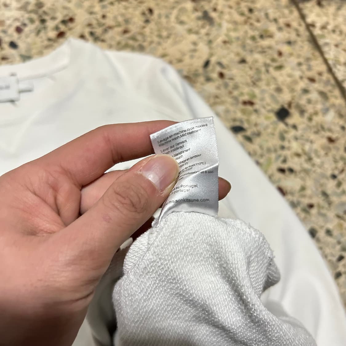 메종키츠네(Maison Kitsune) 화이트 폭스 헤드 맨투맨 상품이미지7