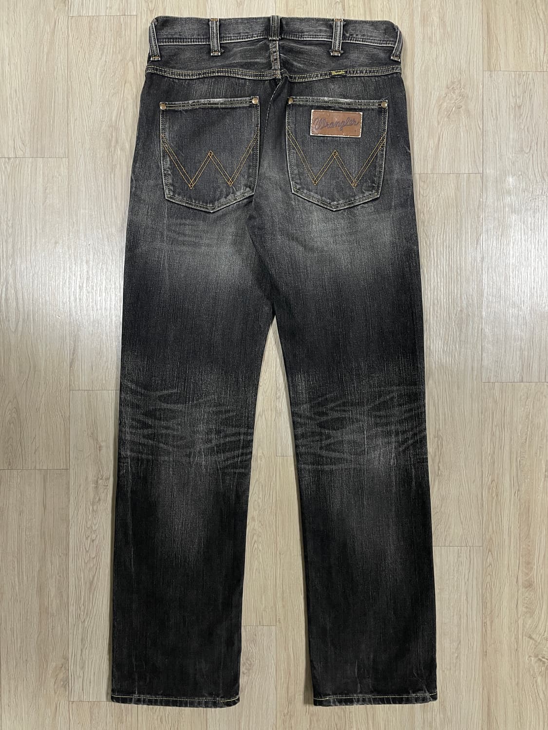 31) 랭글러 재팬 흑청 하드워싱 데님팬츠 상품이미지3