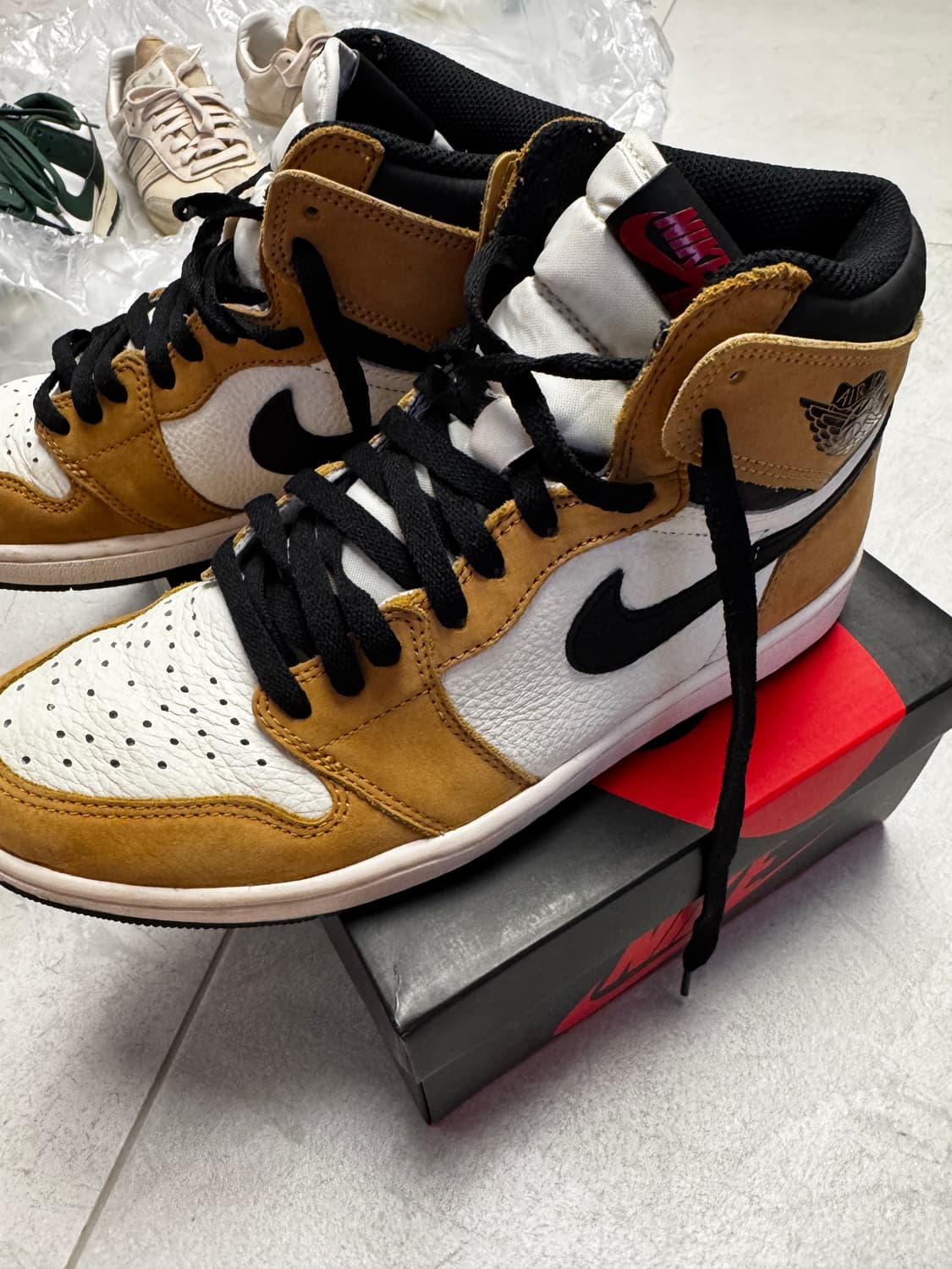 275) 조던 1 루키 오브 더 이어 상품이미지1