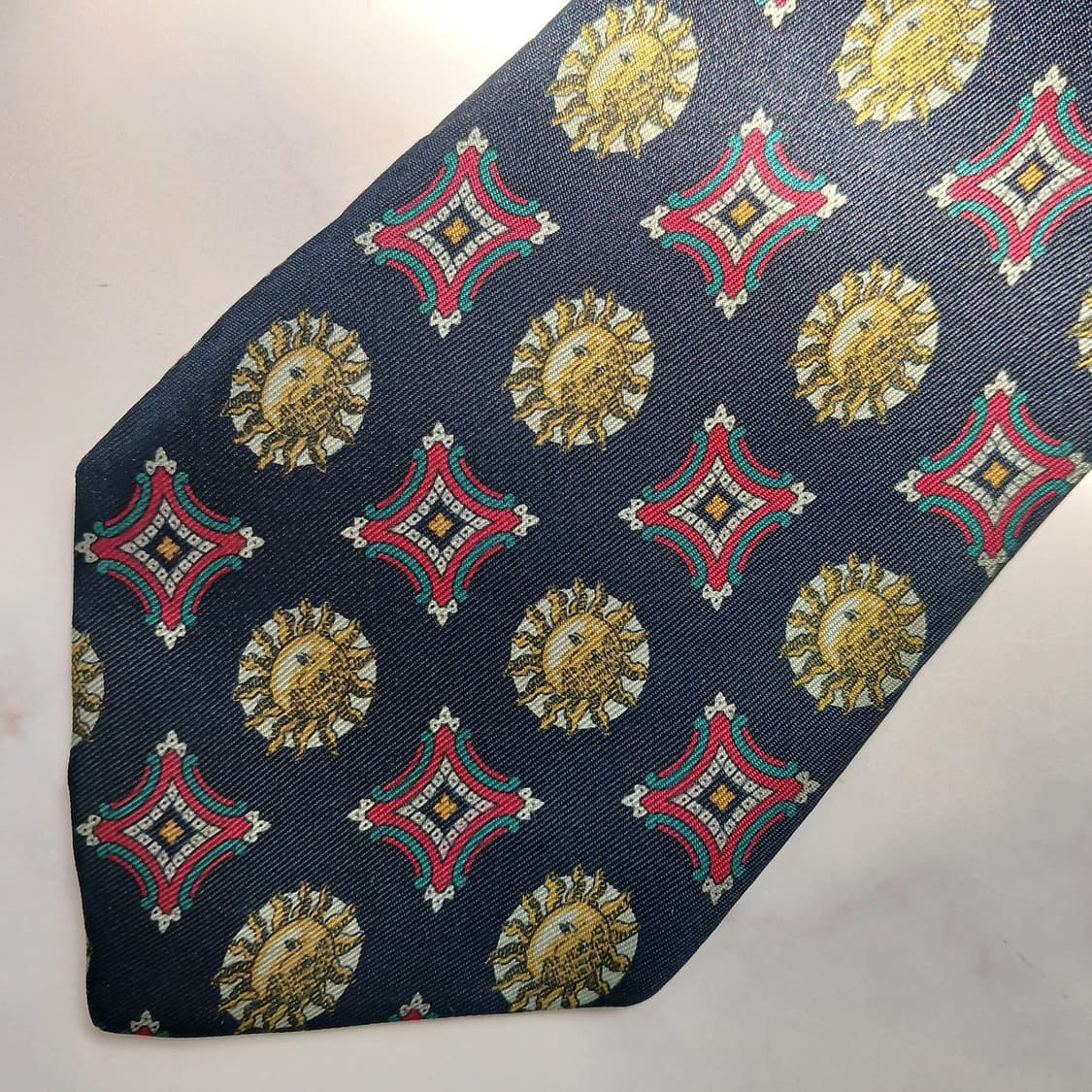 던힐 실크 네이비 태양 패턴 넥타이 9cm A+등급 E940 상품이미지6