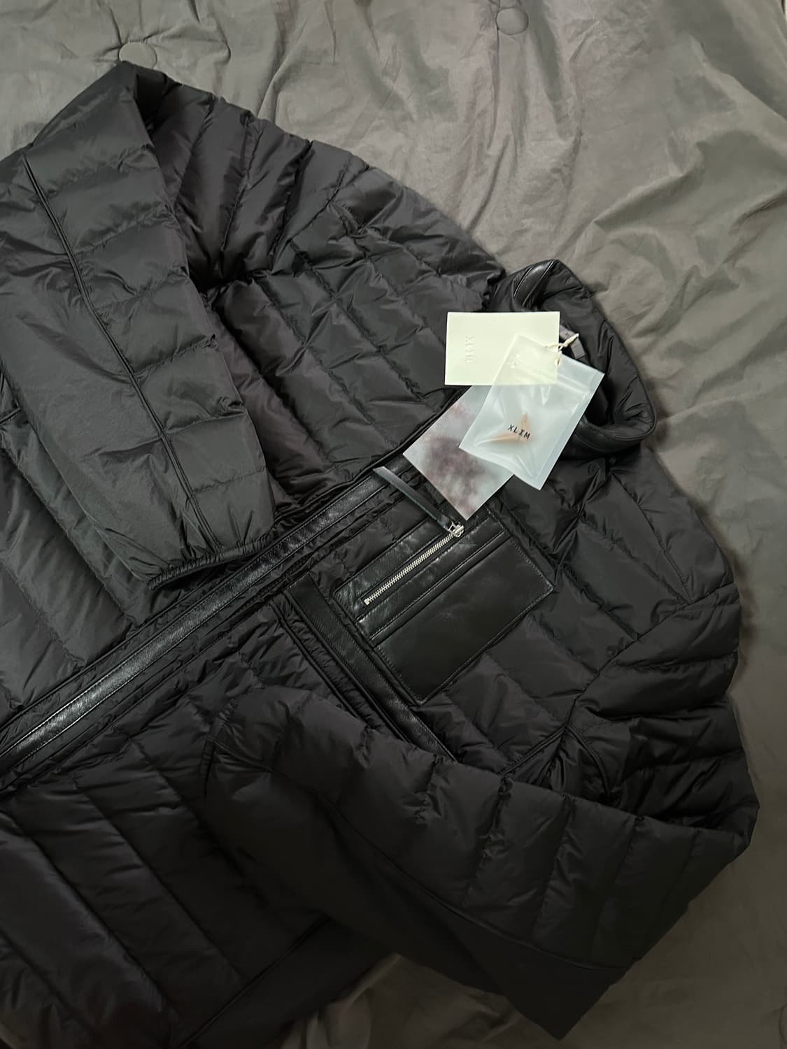 엑슬림 ep8 02 다운 자켓 경량패딩 블랙 새상품 상품이미지1