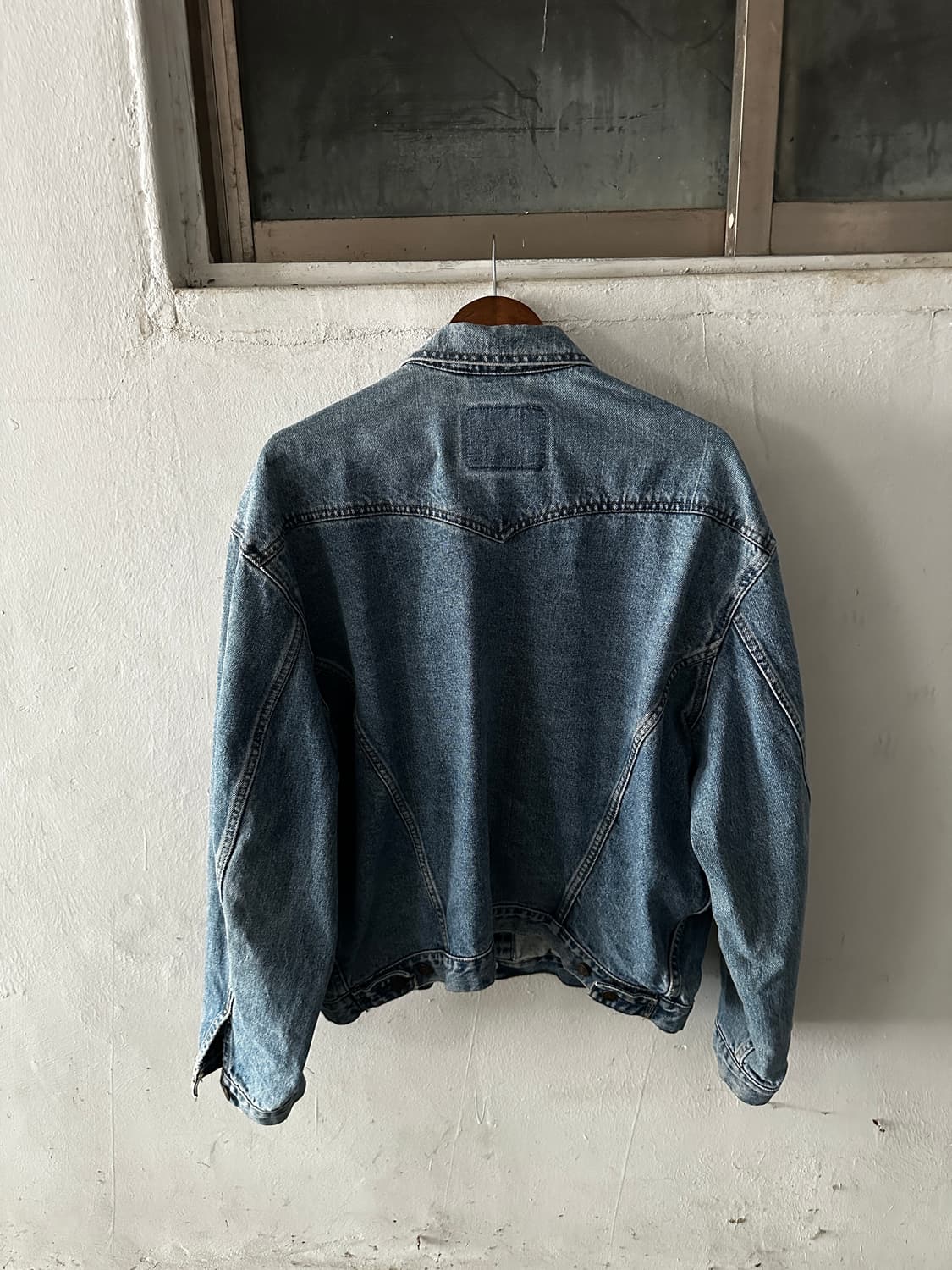 90 Levi’s 75525 Denim Trucker Jacket 상품이미지4
