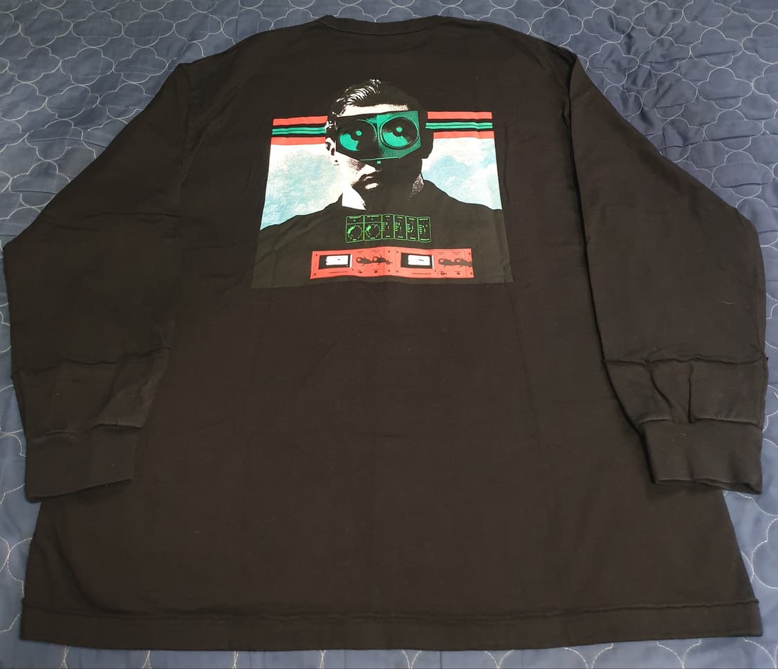 (단종매물) GU 언더커버 그래픽 프린팅 컷라인 롱슬리브 블랙 (XL) 상품이미지1