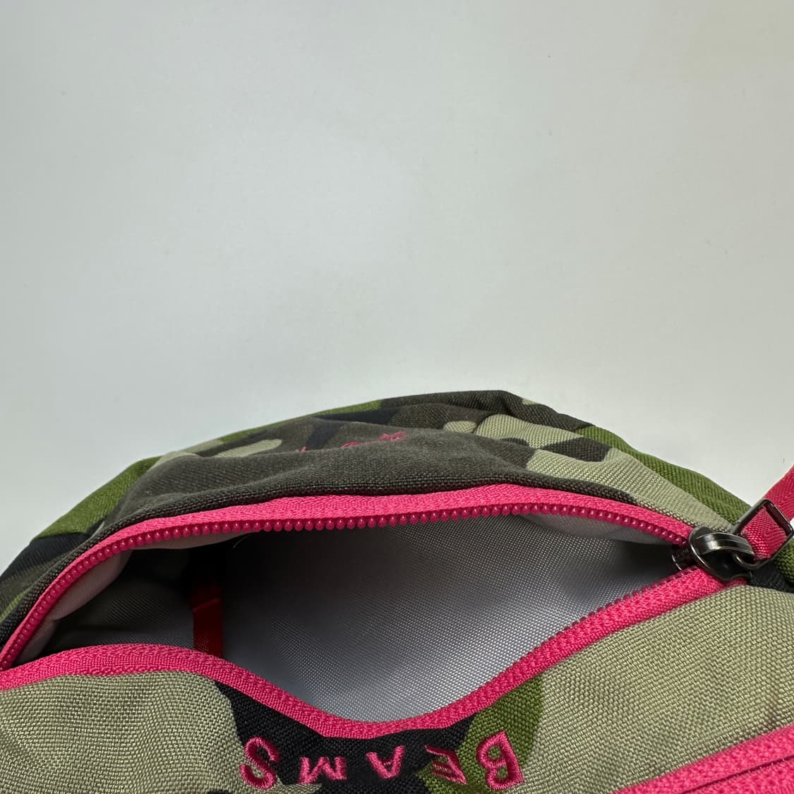 ARC'TERYX MAKA 1 아크테릭스 빔즈 마카 1 숄더백 상품이미지4