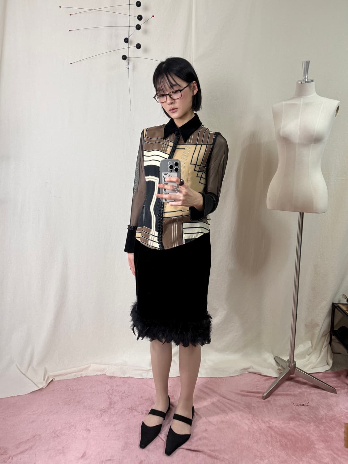 Pride 시스루 벨벳 블라우스 상품이미지2