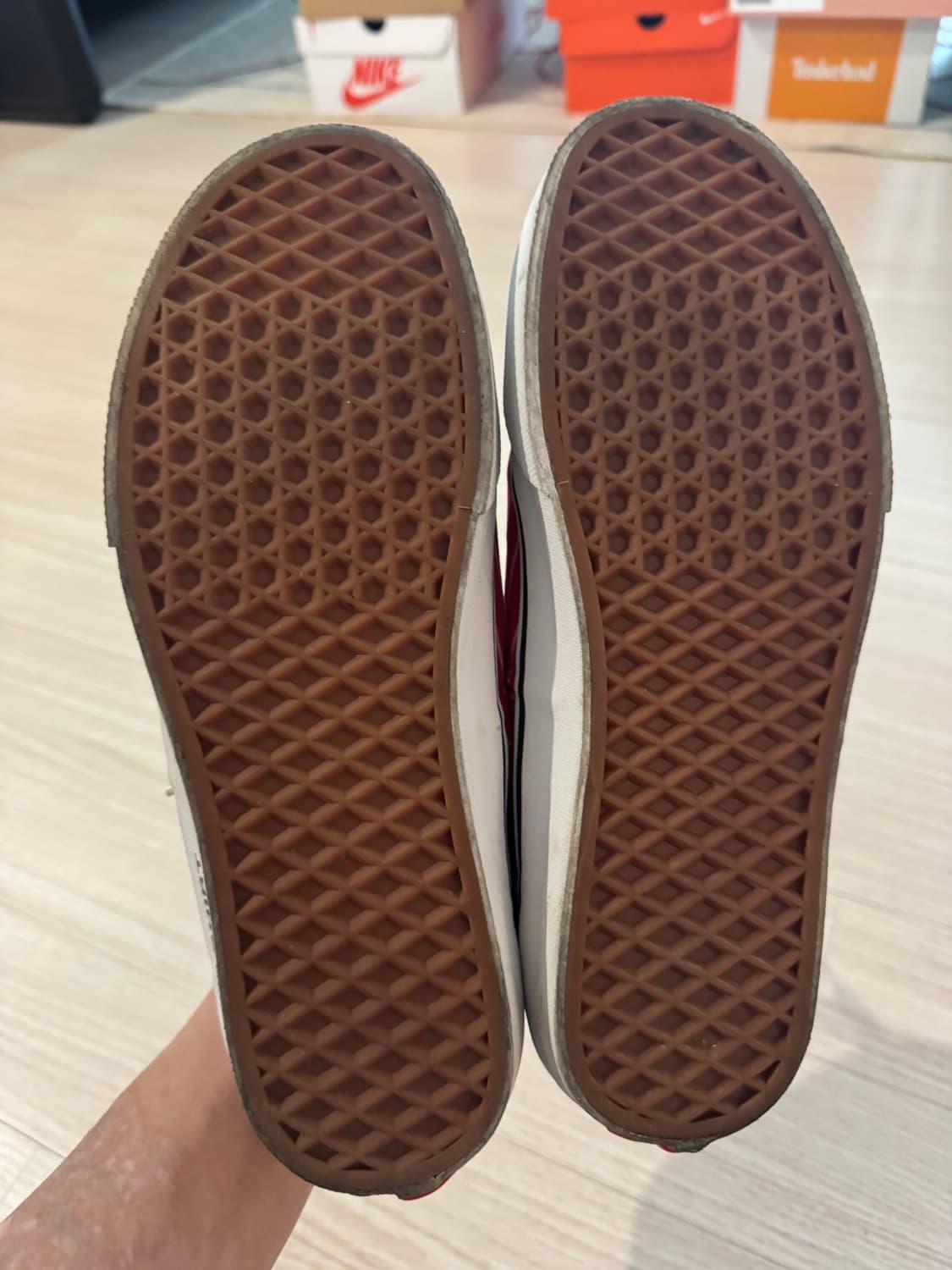 슈프림 꼼데 반스 상품이미지4